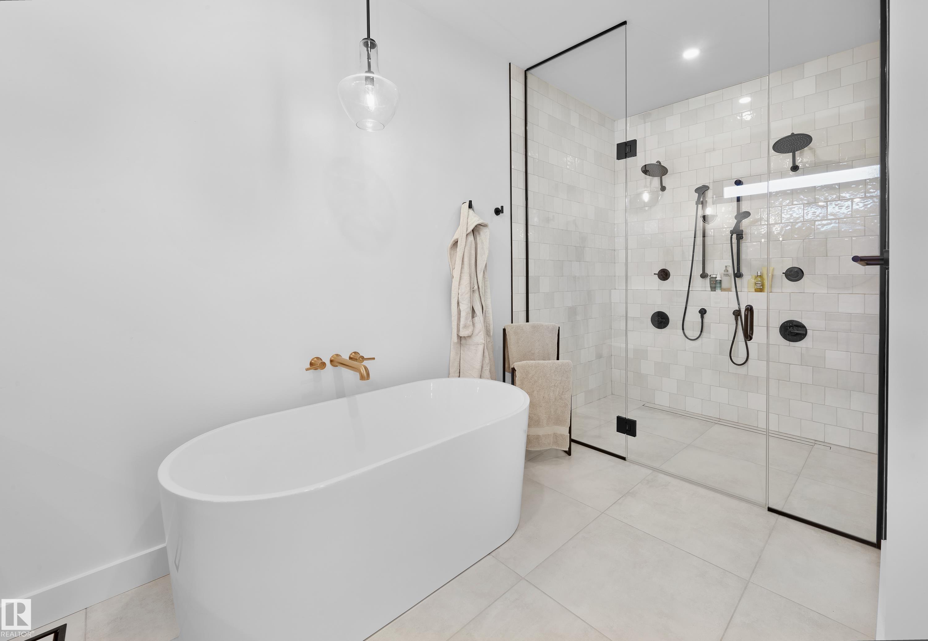 Photo 25 at 14018 104 Avenue NW, Glenora, Edmonton