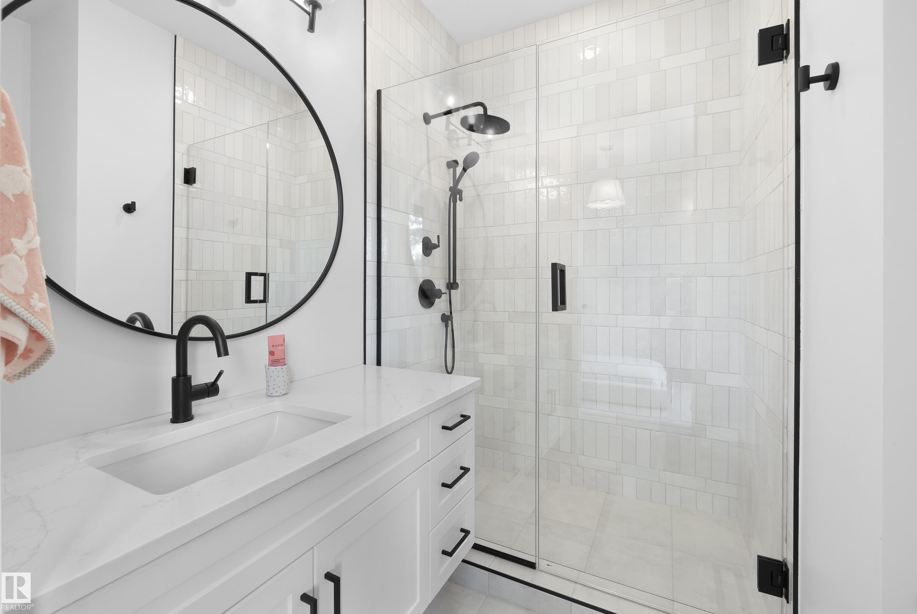 Photo 27 at 14018 104 Avenue NW, Glenora, Edmonton