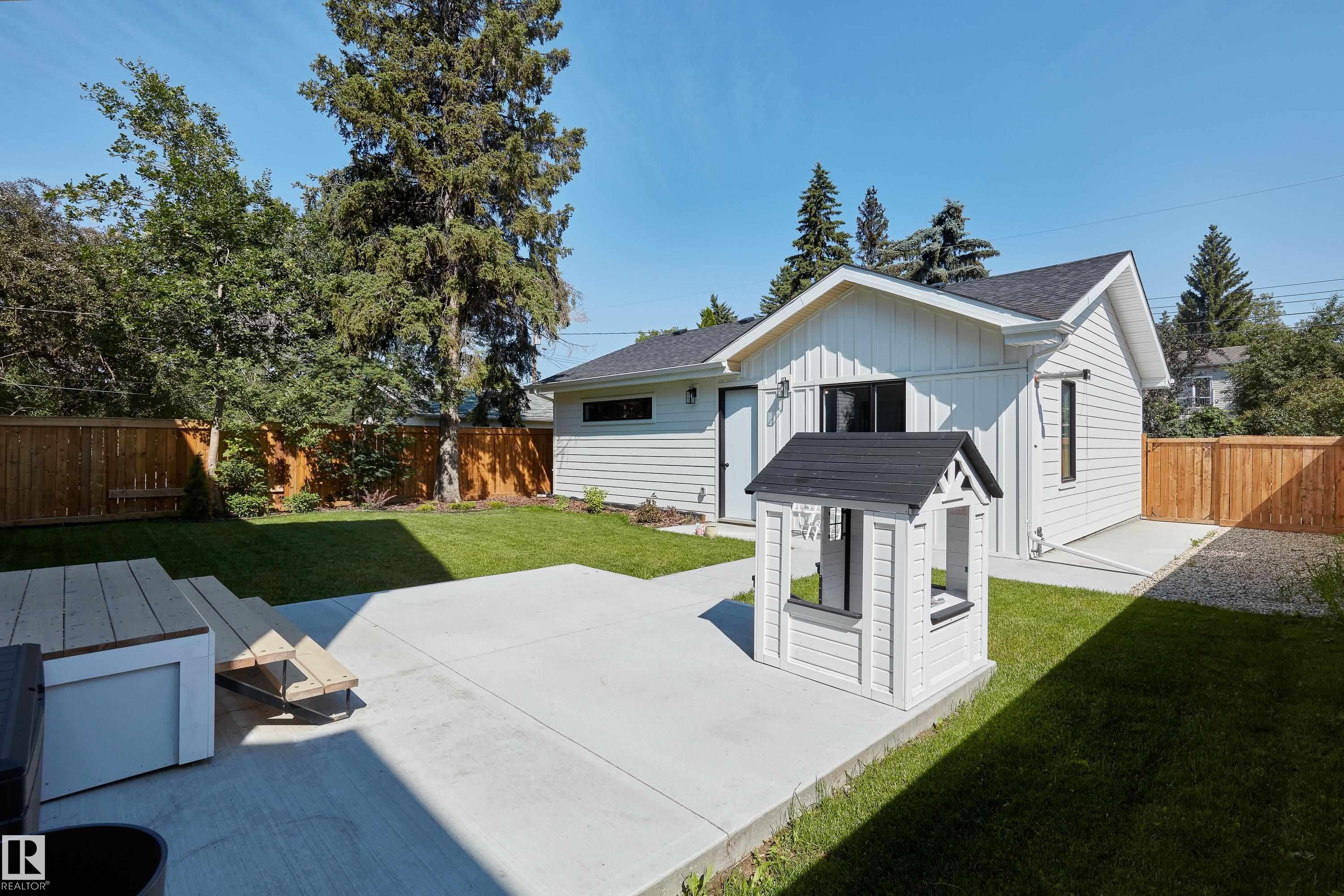 Photo 47 at 14018 104 Avenue NW, Glenora, Edmonton