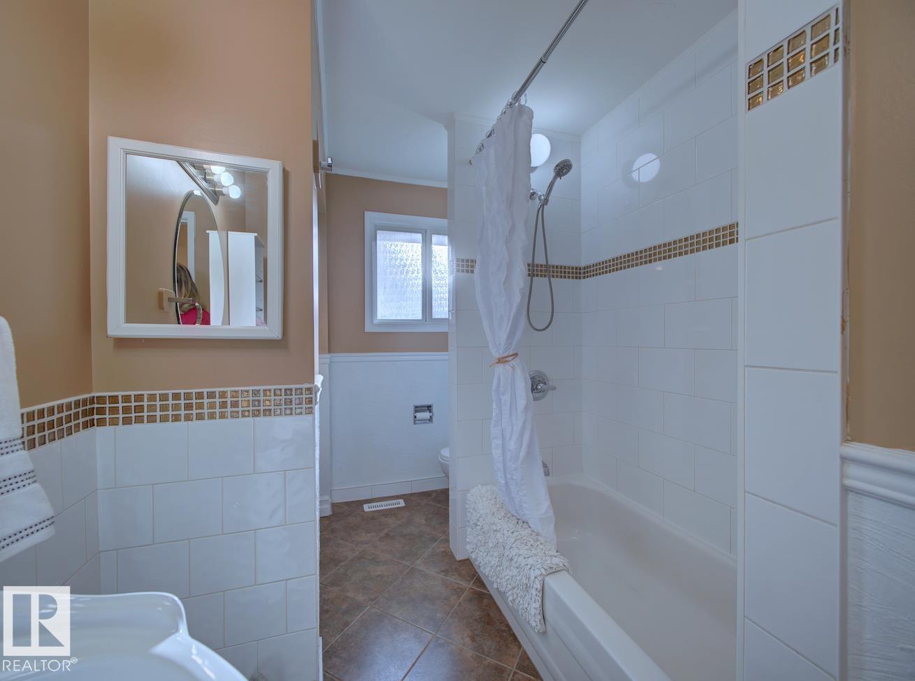 Photo 17 at 9621 89a Street, Pineview Fort Sask., Fort Saskatchewan