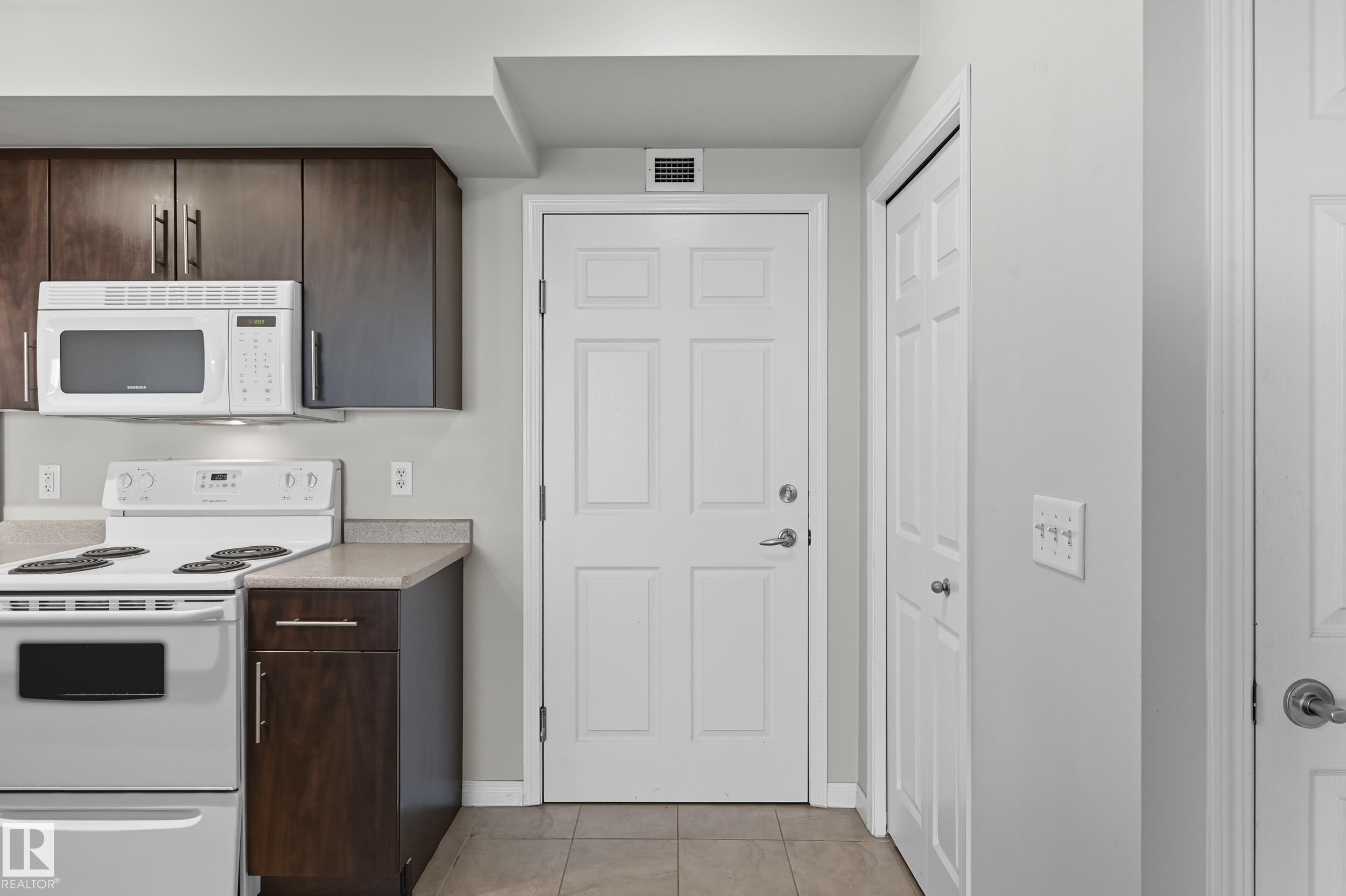 Photo 5 at 313 - 6925 199 Street NW, Glastonbury, Edmonton