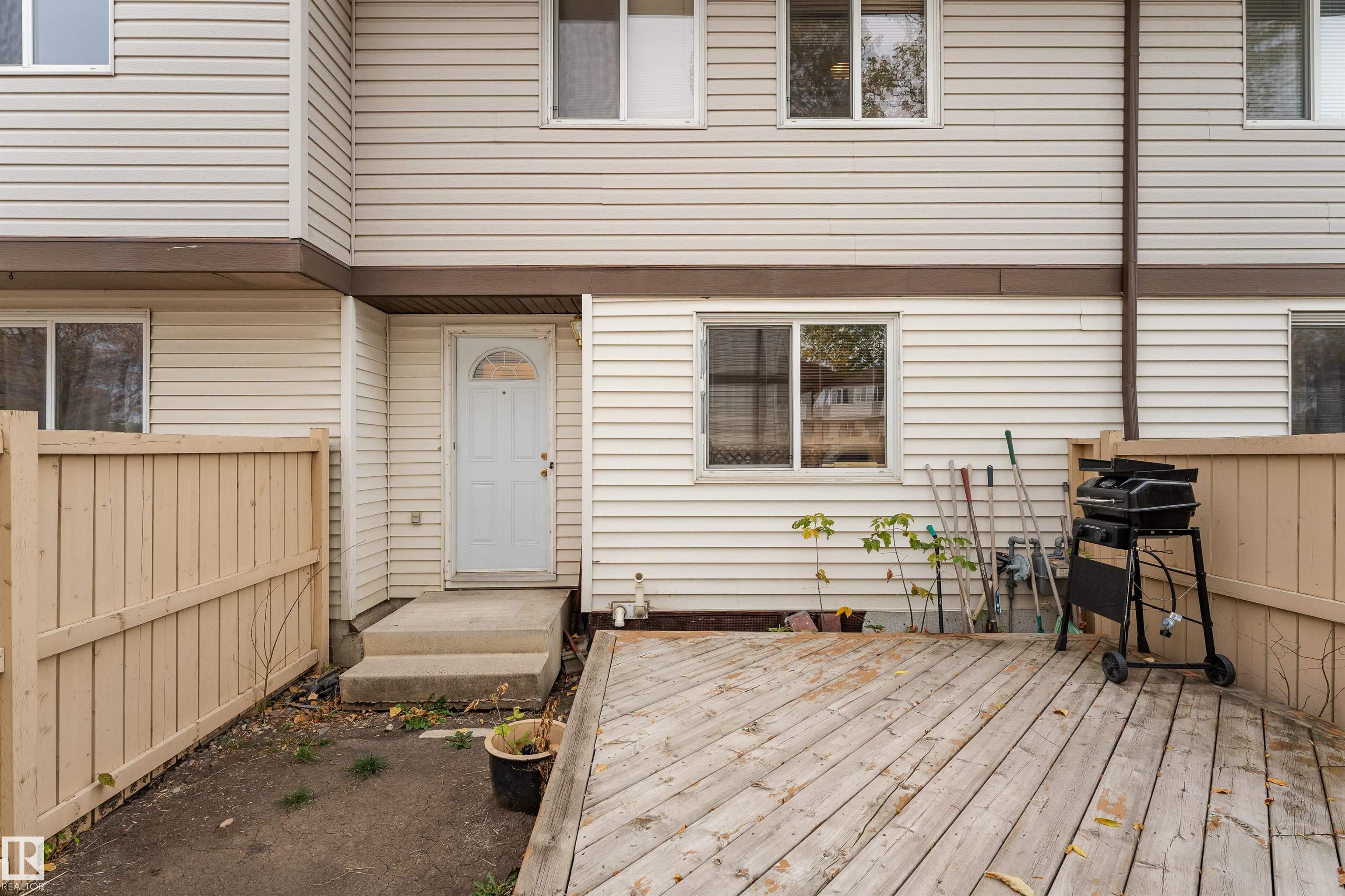 Photo 18 at 14630 54 Street NW, Casselman, Edmonton