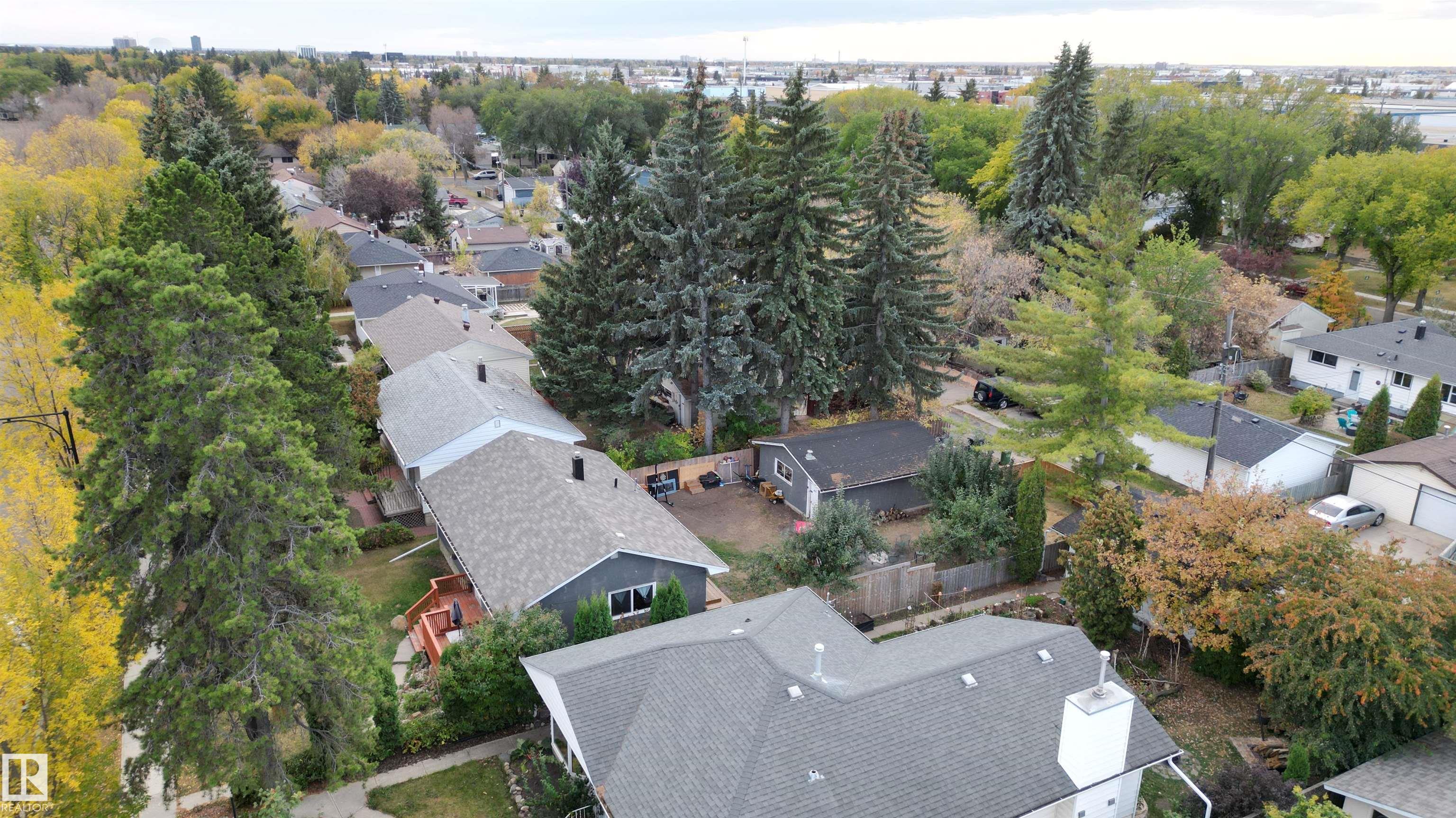 Photo 40 at 12316 140 Street NW, Dovercourt, Edmonton