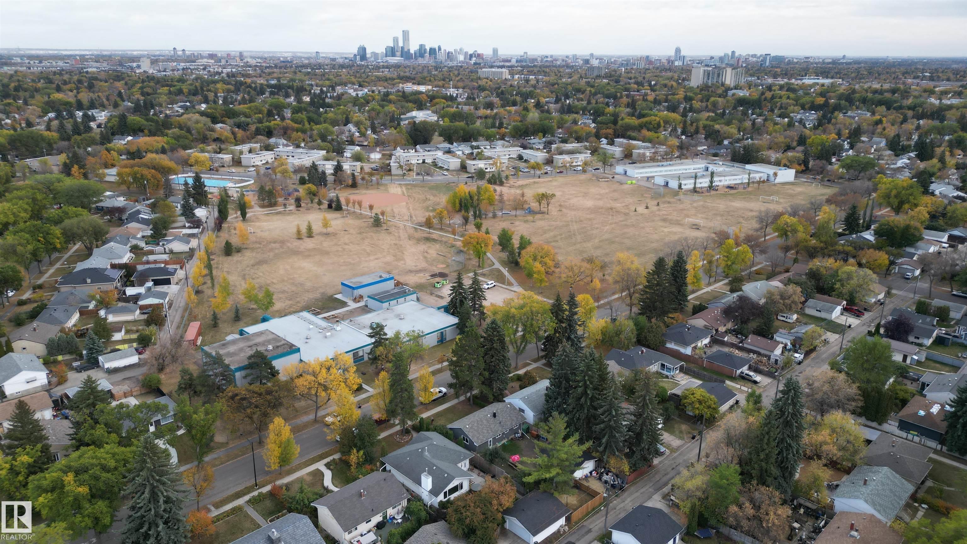 Photo 46 at 12316 140 Street NW, Dovercourt, Edmonton