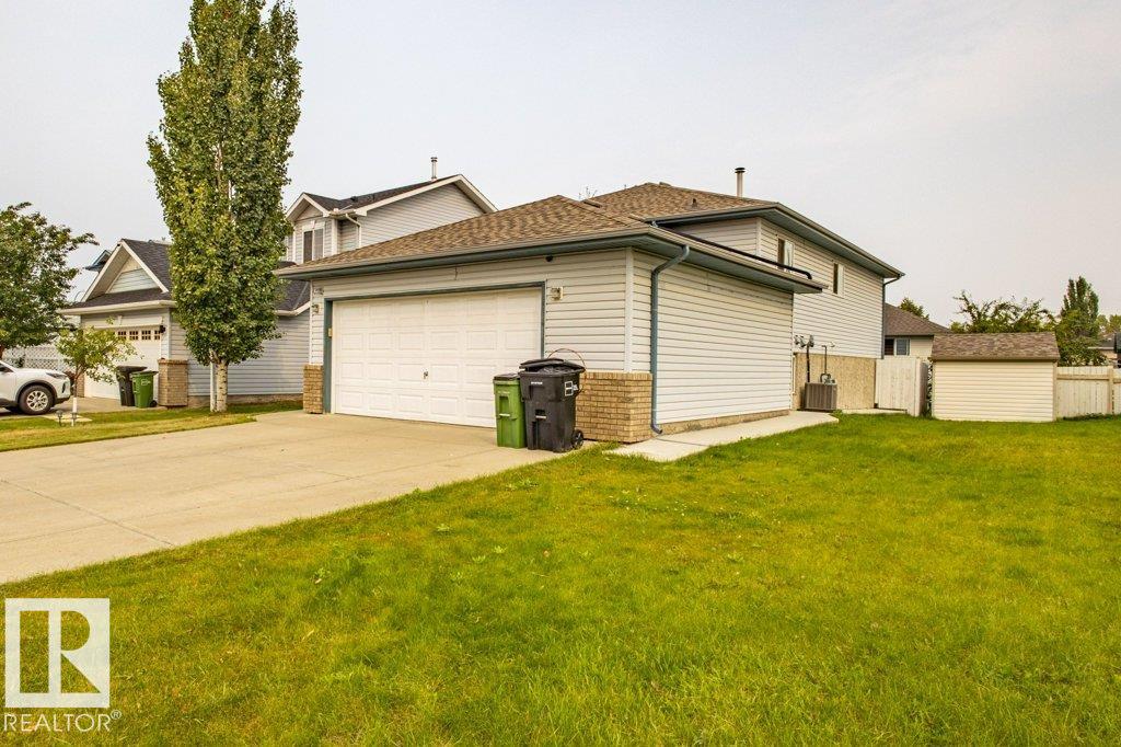 Photo 3 at 2812 40a Avenue NW, Larkspur, Edmonton