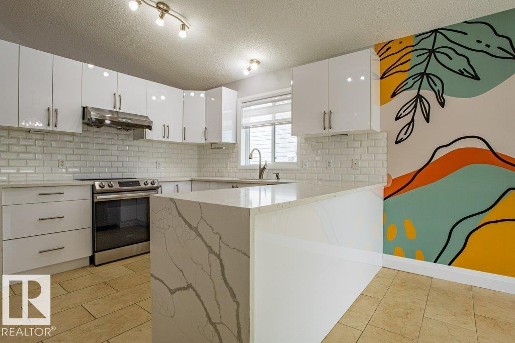 Photo 8 at 2812 40a Avenue NW, Larkspur, Edmonton