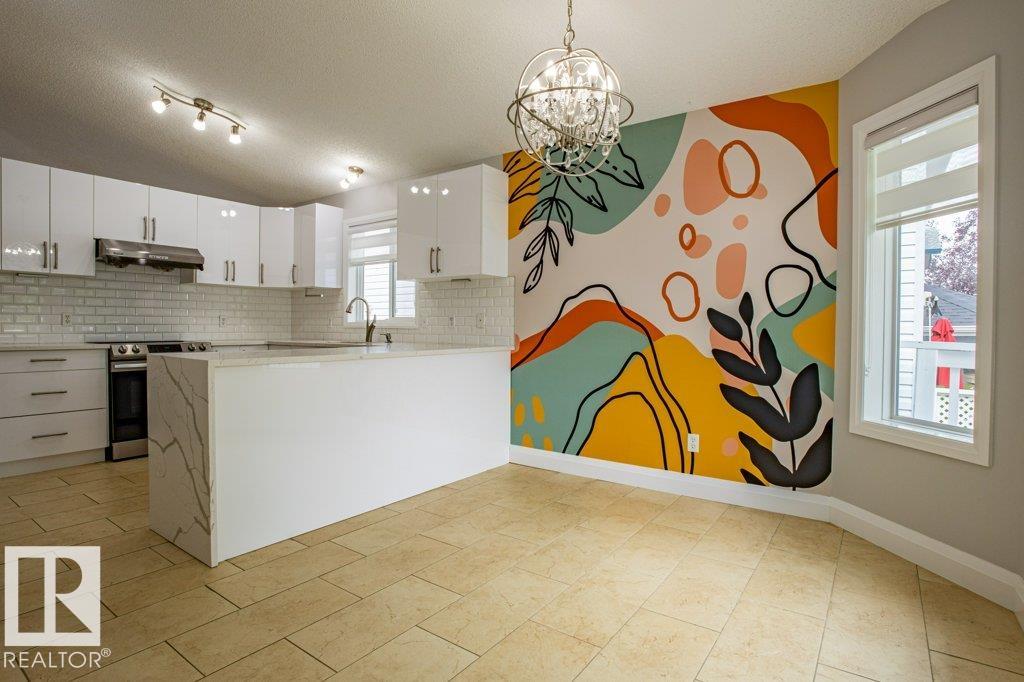 Photo 9 at 2812 40a Avenue NW, Larkspur, Edmonton