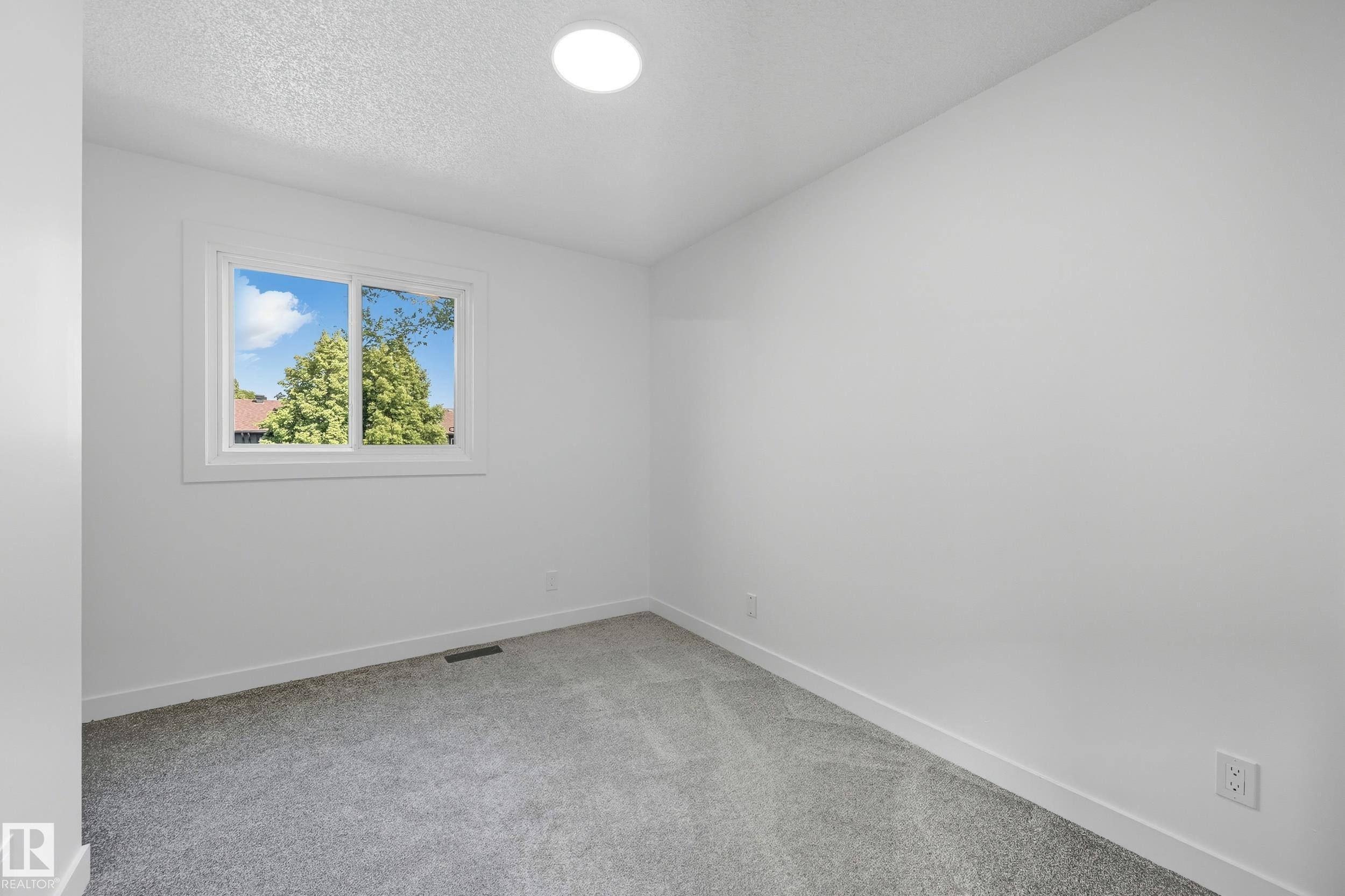 Photo 16 at 118 Primrose Gardens NW, Aldergrove, Edmonton