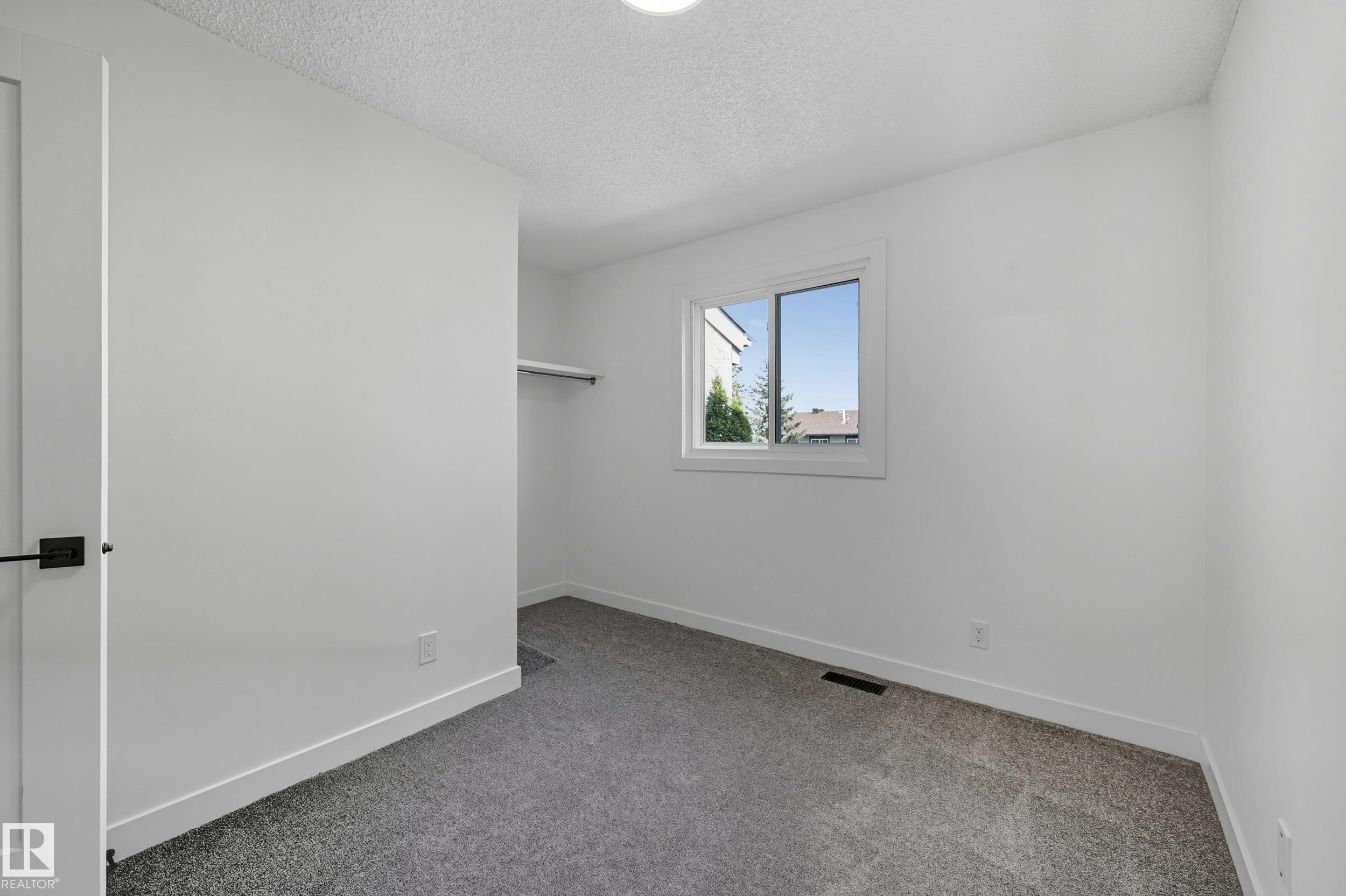 Photo 17 at 118 Primrose Gardens NW, Aldergrove, Edmonton
