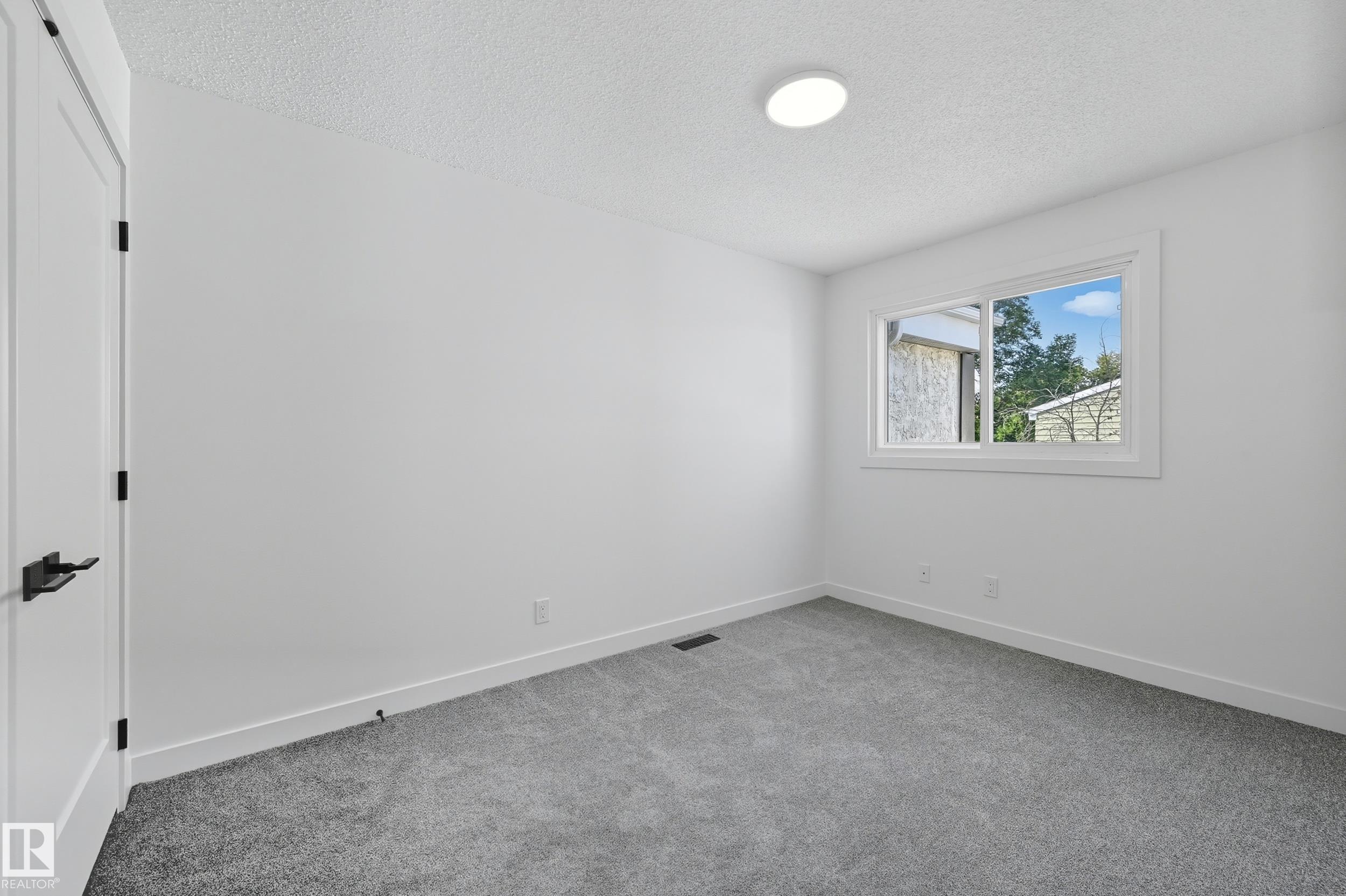 Photo 19 at 118 Primrose Gardens NW, Aldergrove, Edmonton