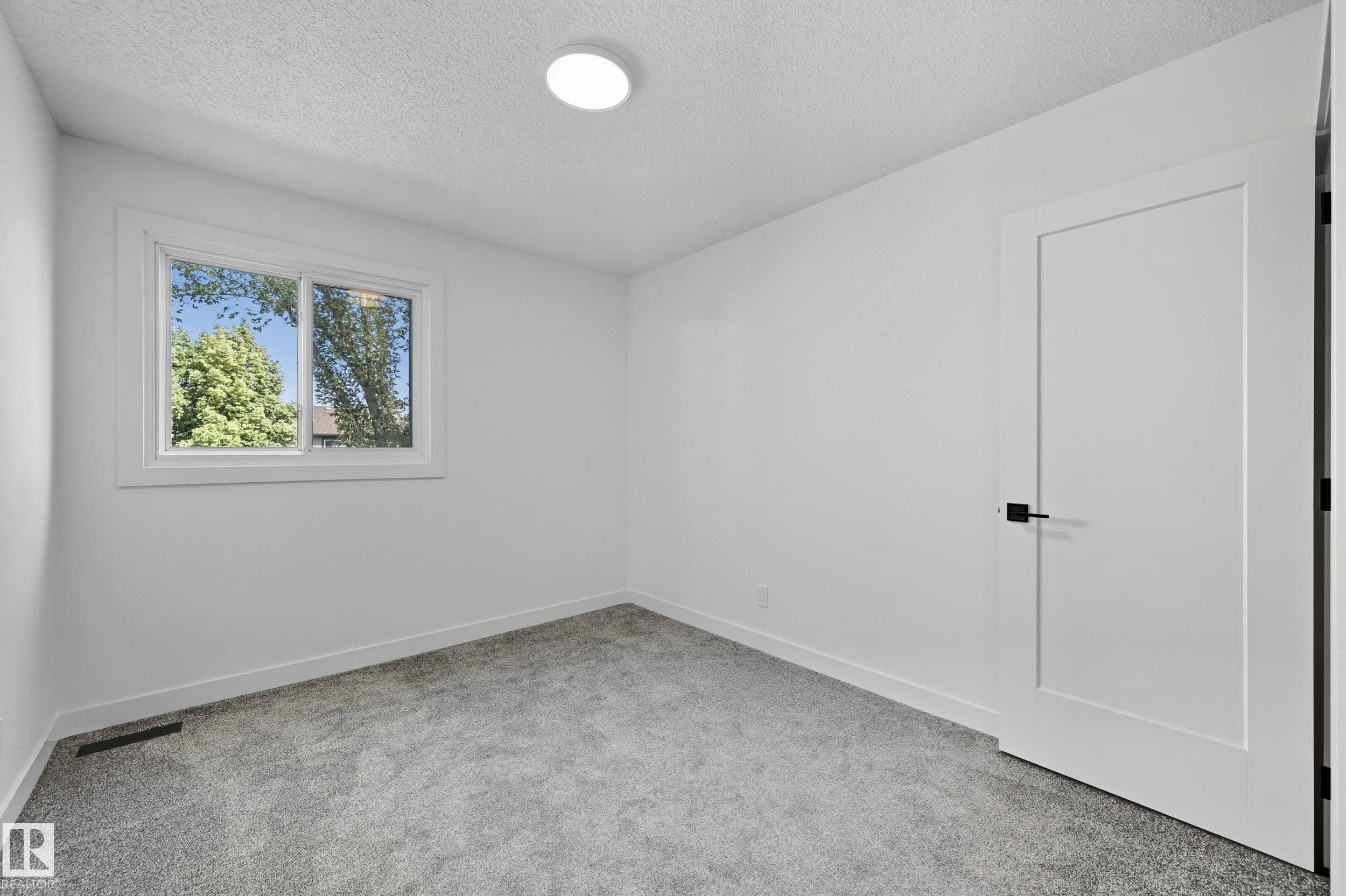 Photo 22 at 118 Primrose Gardens NW, Aldergrove, Edmonton