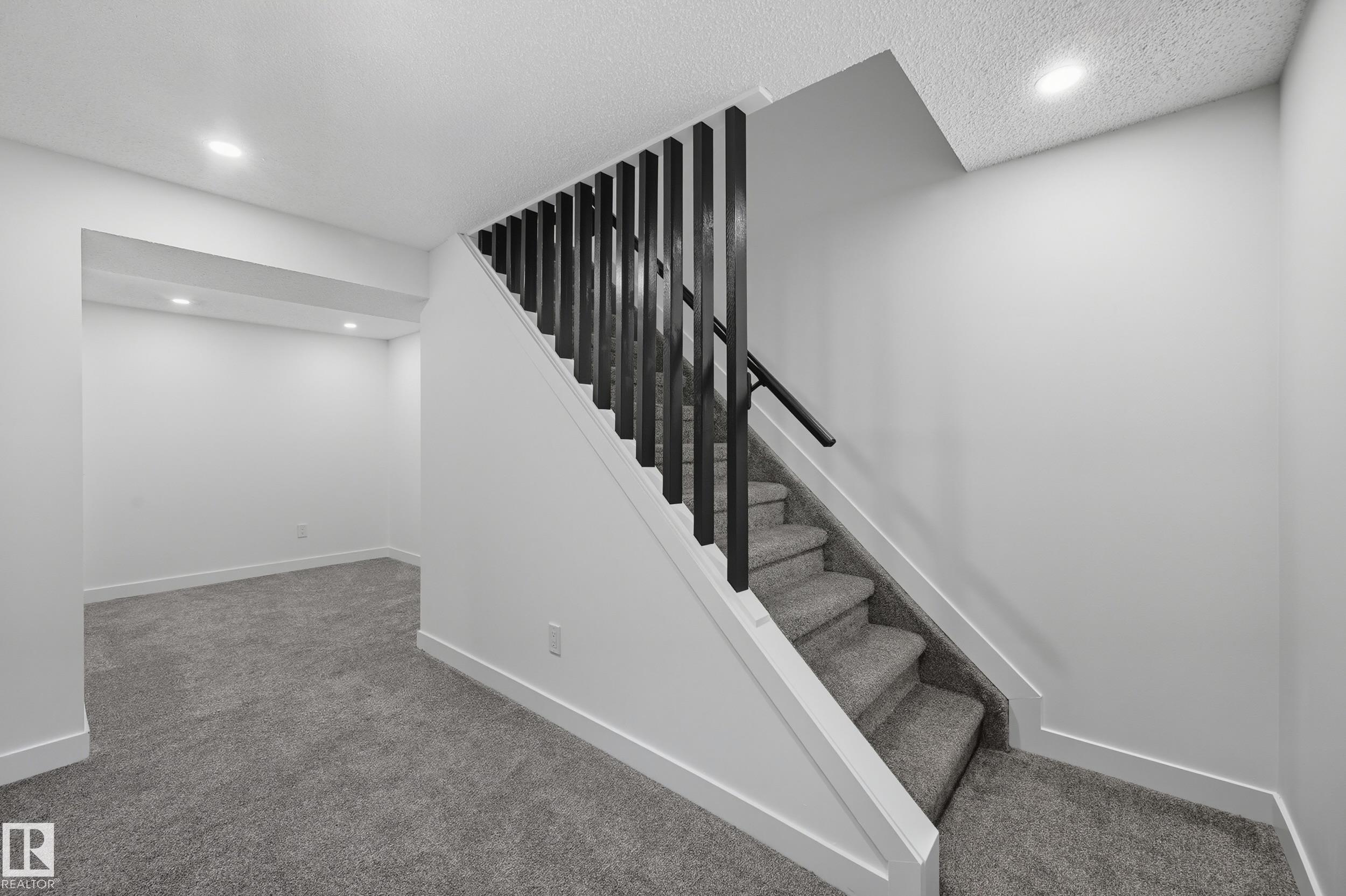 Photo 25 at 118 Primrose Gardens NW, Aldergrove, Edmonton