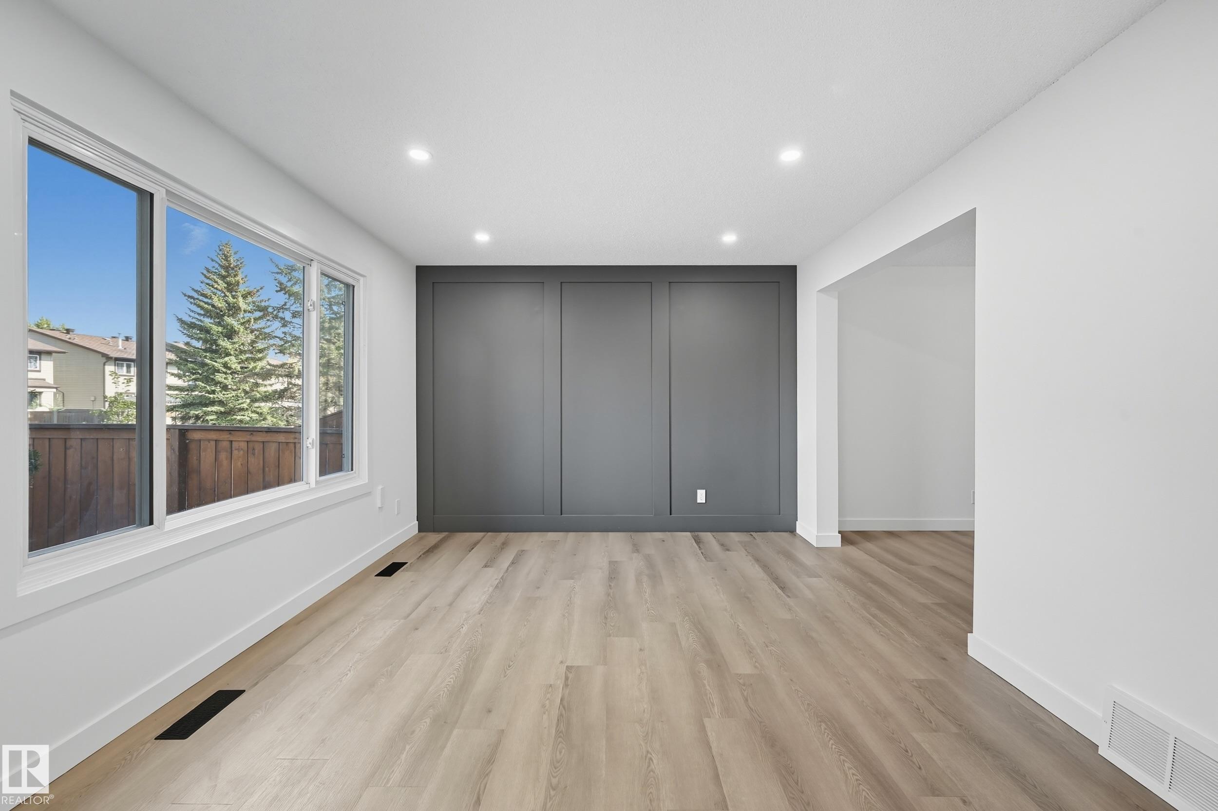 Photo 6 at 118 Primrose Gardens NW, Aldergrove, Edmonton