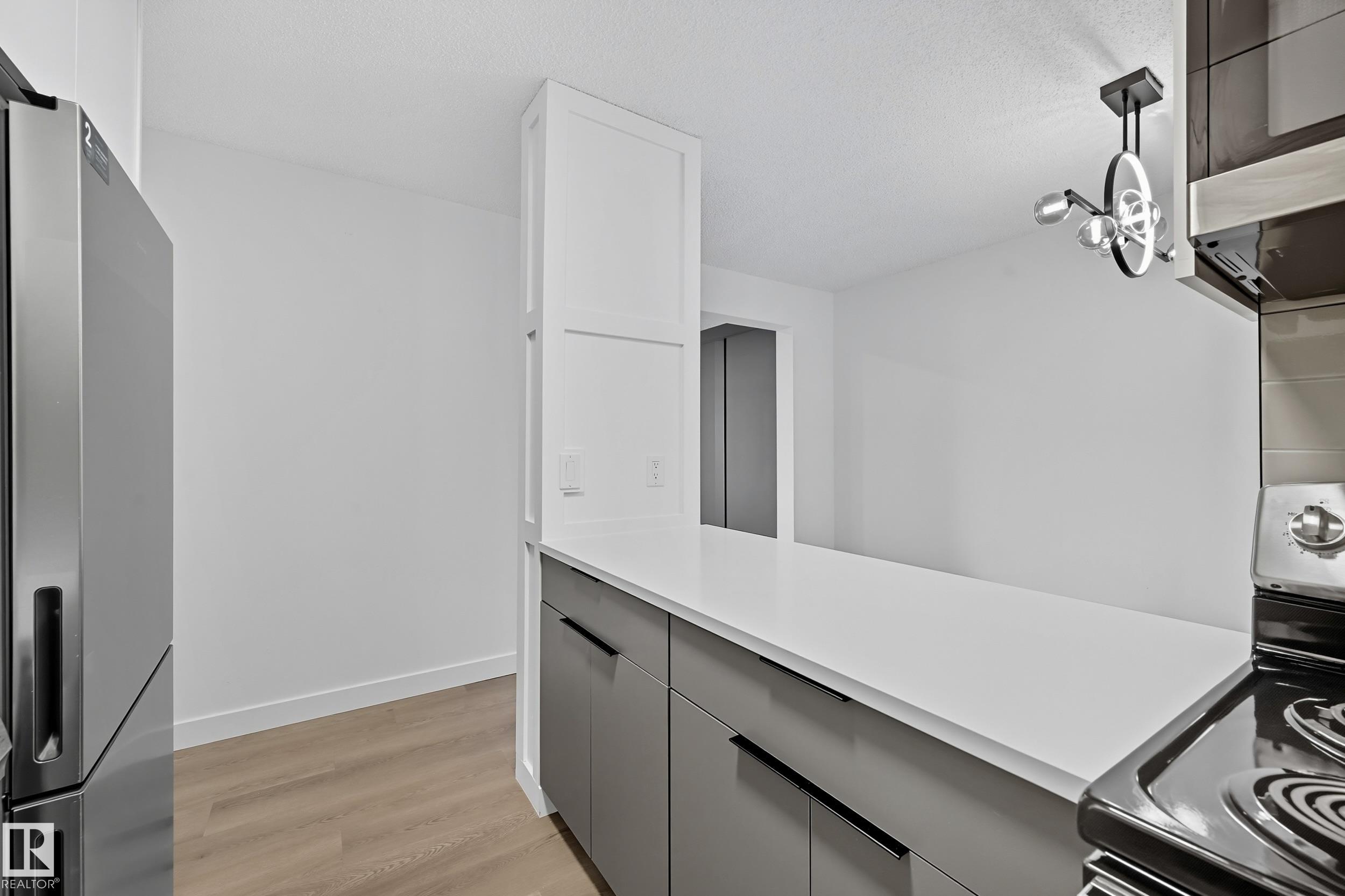 Photo 10 at 118 Primrose Gardens NW, Aldergrove, Edmonton