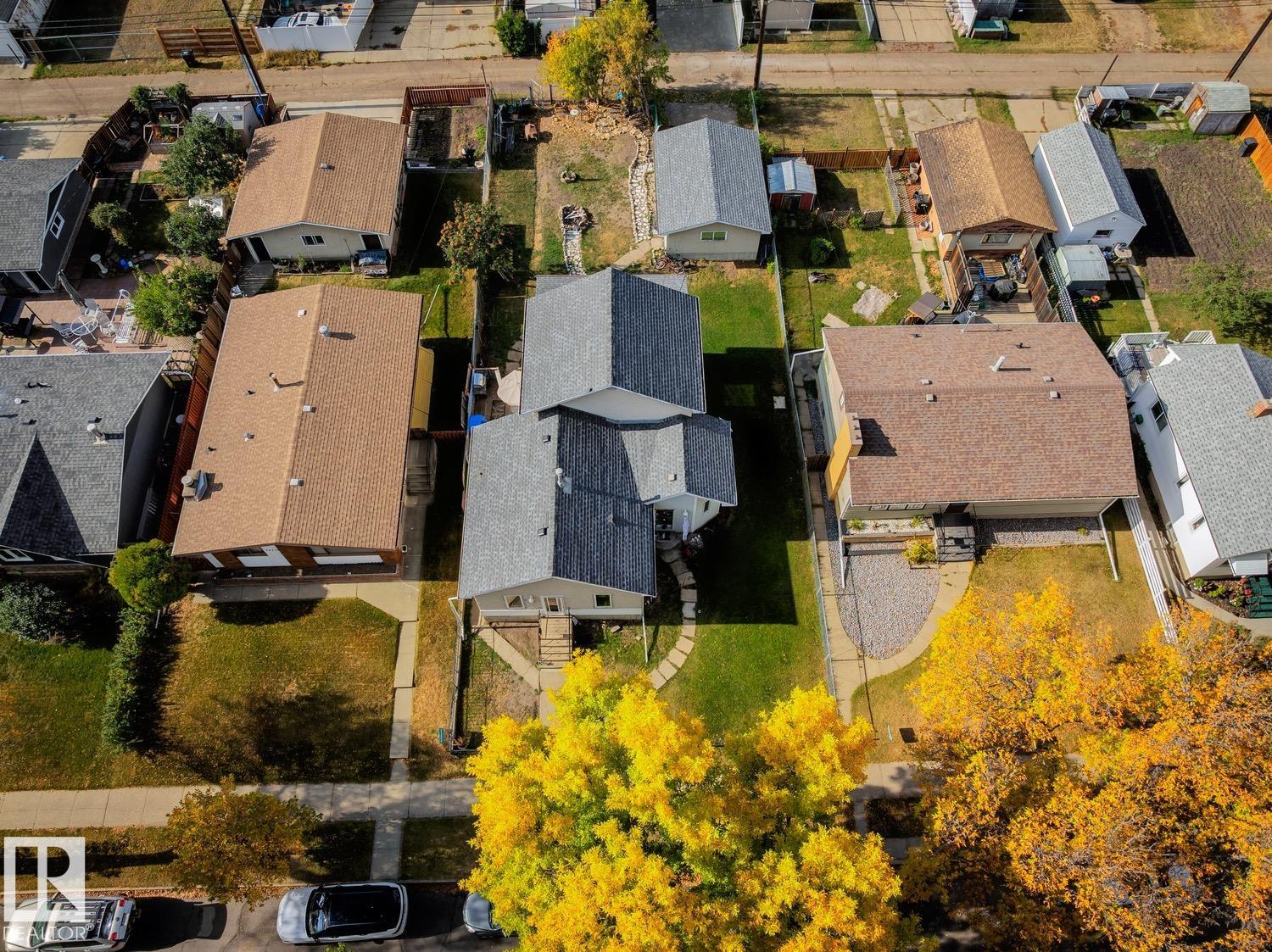 Photo 27 at 12116 48 Street NW, Beacon Heights, Edmonton