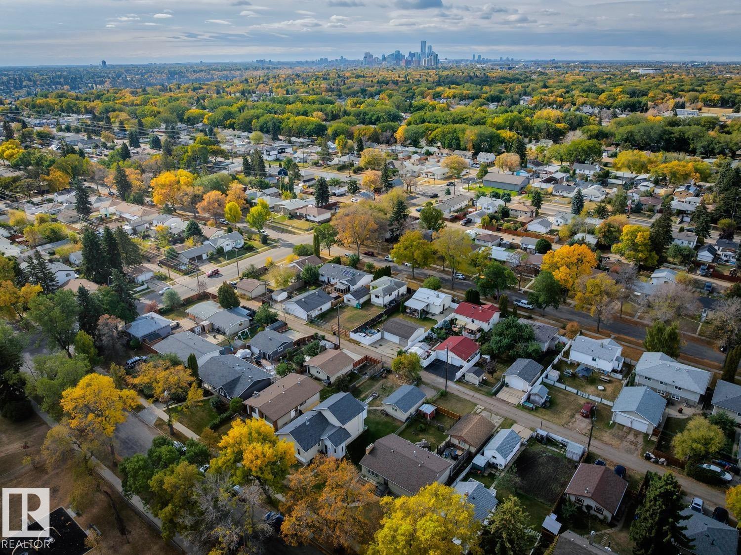 Photo 37 at 12116 48 Street NW, Beacon Heights, Edmonton