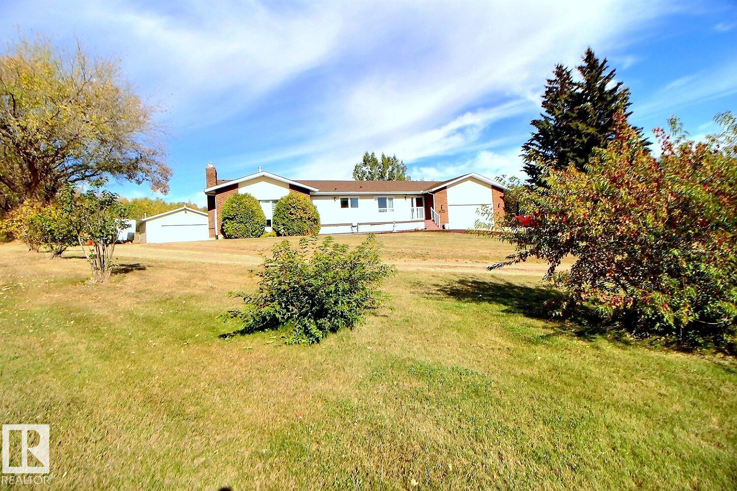 96 - 23516 Twp Road 560, Hewitt Estate, Rural Sturgeon County 
