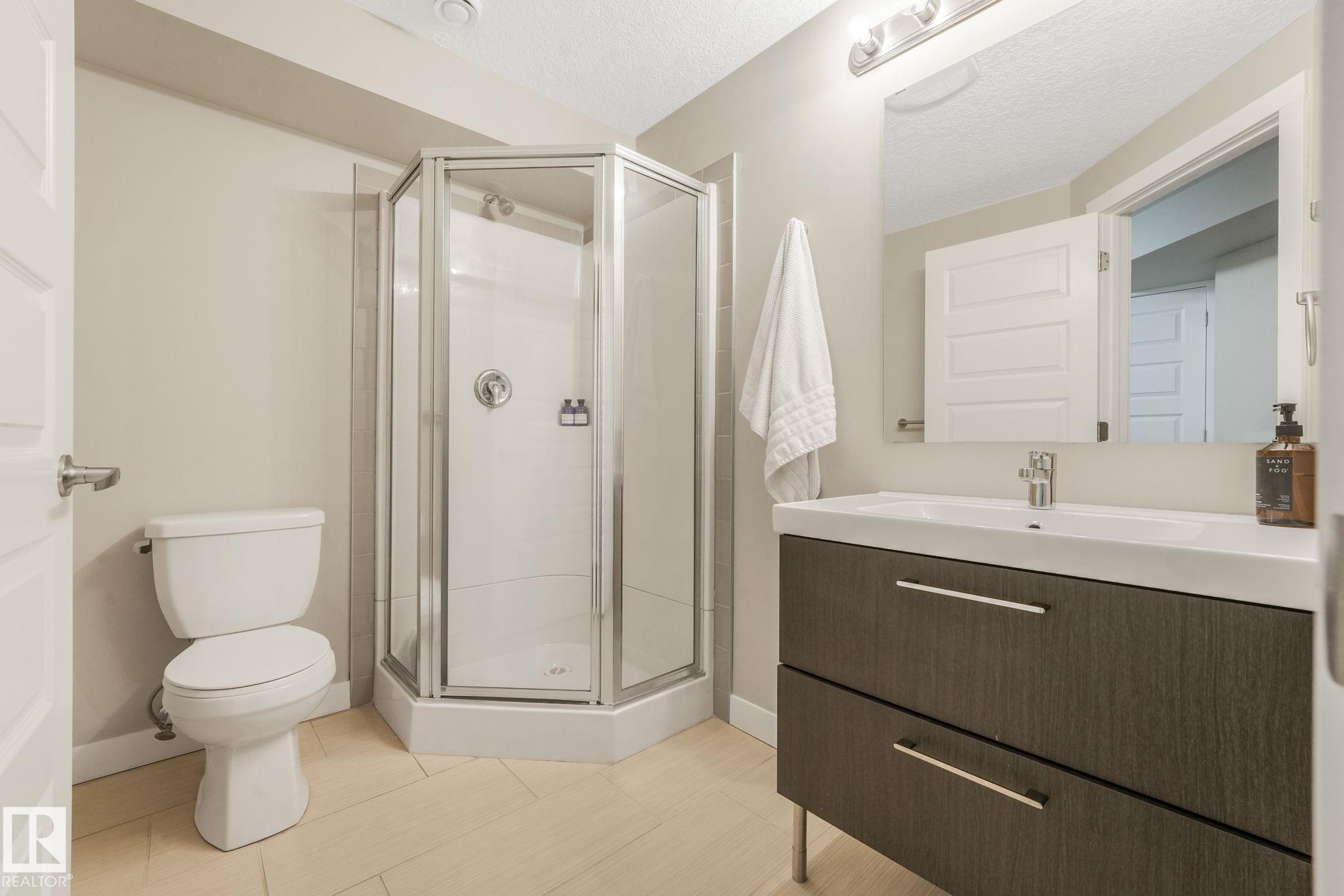 Photo 37 at 130 Willow's end, Willow Park, Stony Plain