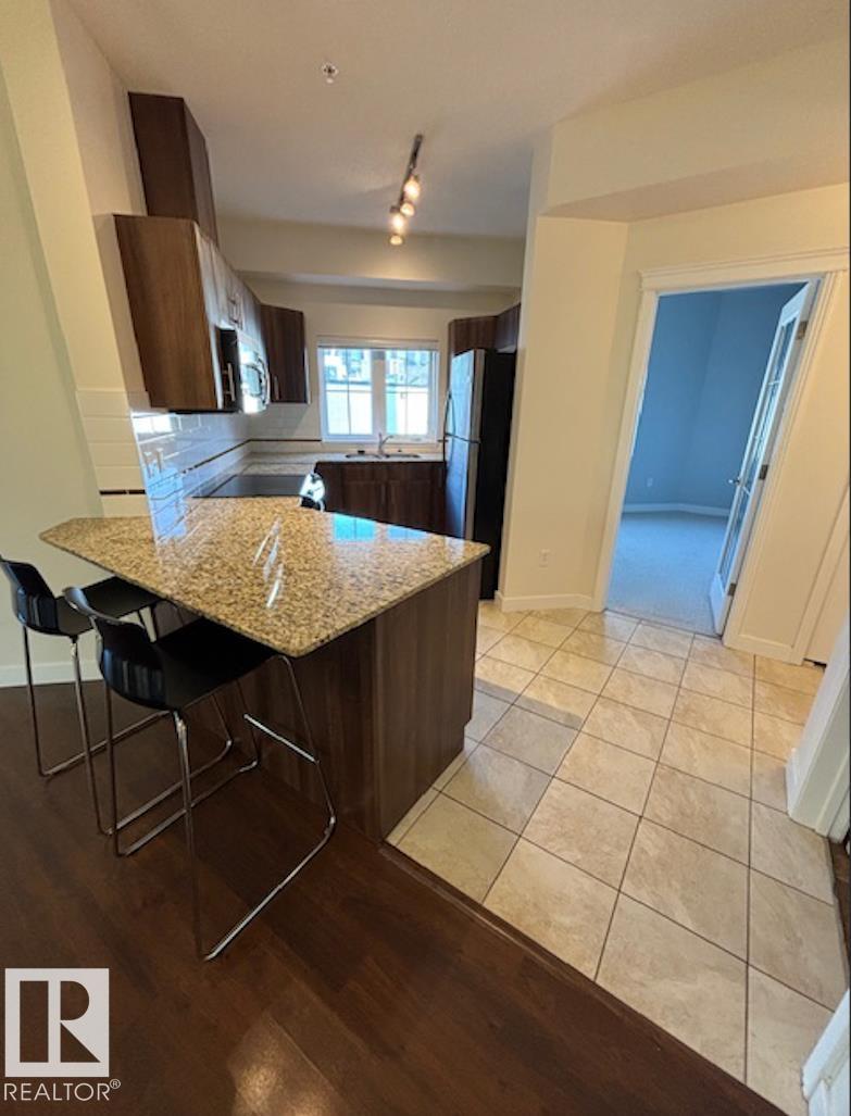 Photo 16 at 206 - 10333 112 Street NW, Wîhkwêntôwin, Edmonton