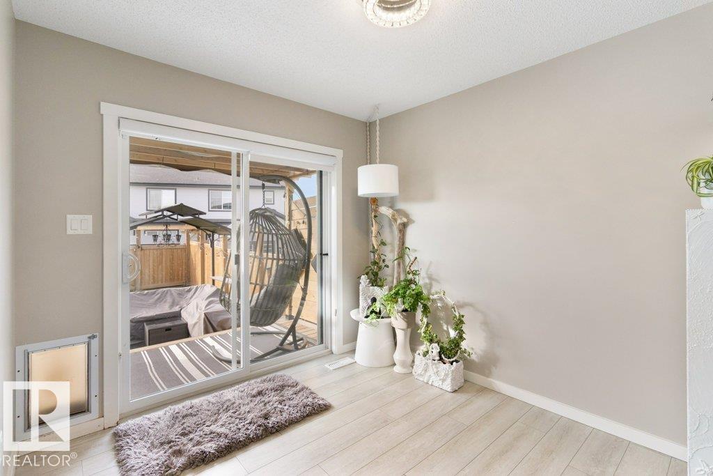 Photo 16 at 9424 209 Street NW, Webber Greens, Edmonton