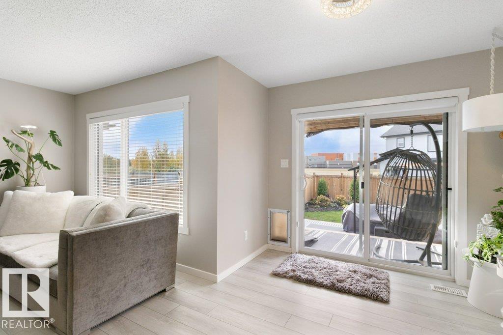 Photo 18 at 9424 209 Street NW, Webber Greens, Edmonton