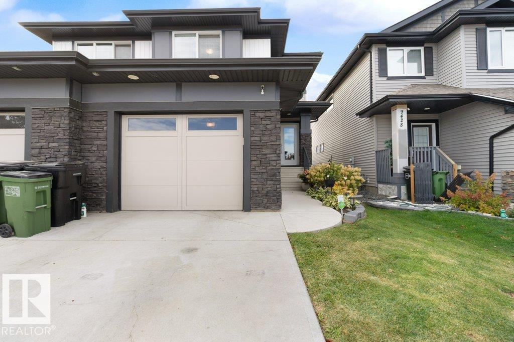 Photo 3 at 9424 209 Street NW, Webber Greens, Edmonton