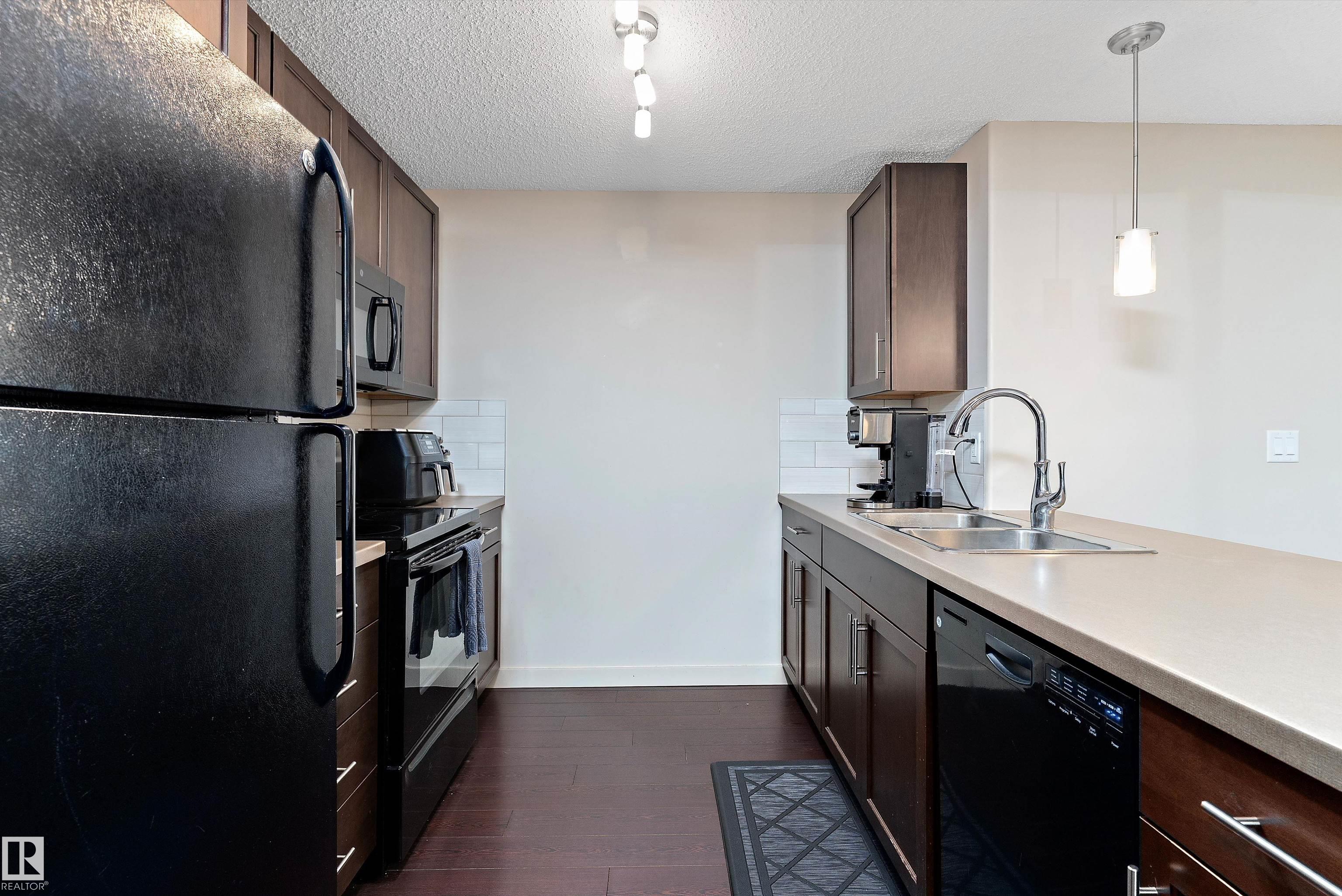 Photo 7 at 238 - 6076 Schonsee Way NW, Schonsee, Edmonton