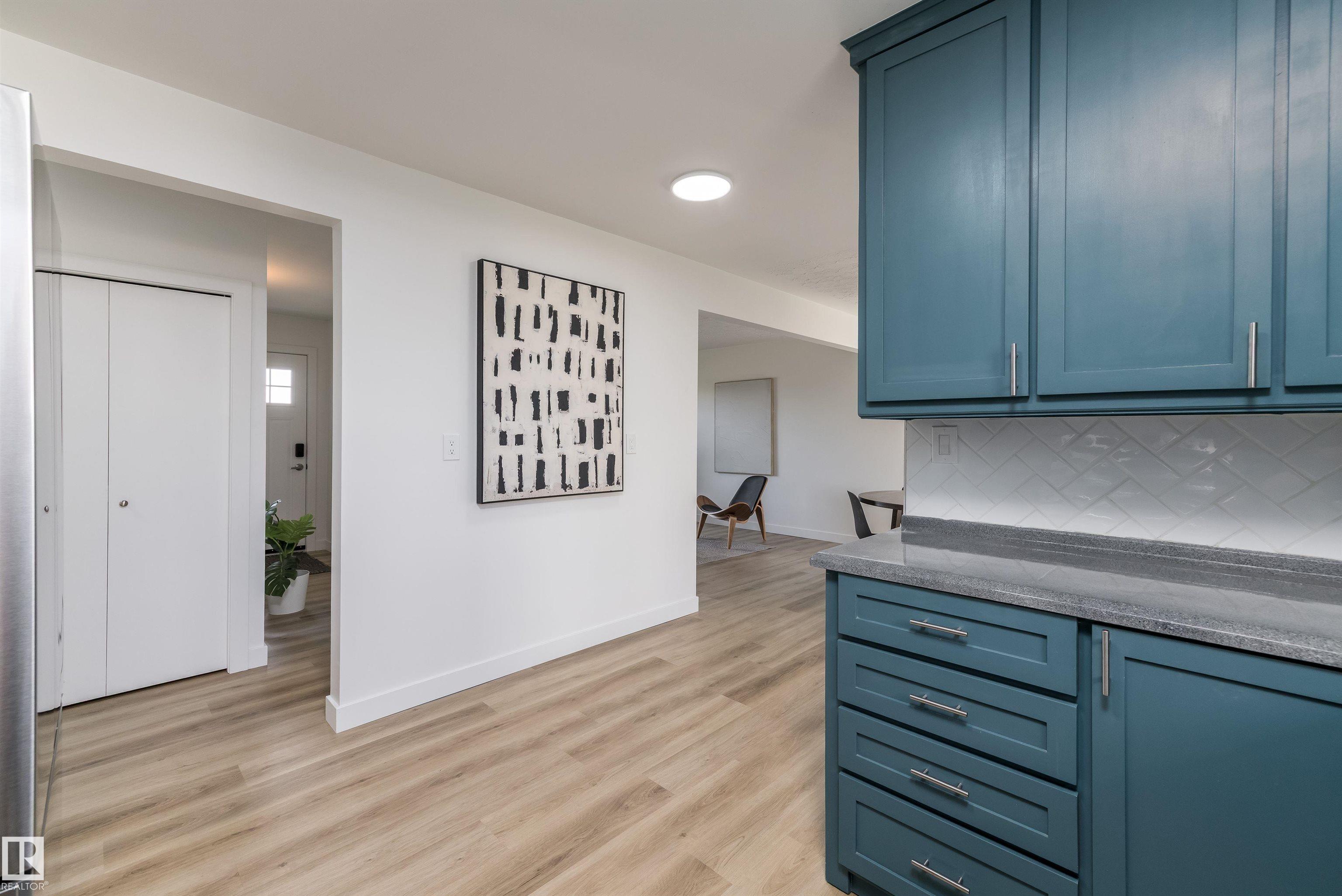 Photo 13 at 13044 78 Street NW, Balwin, Edmonton