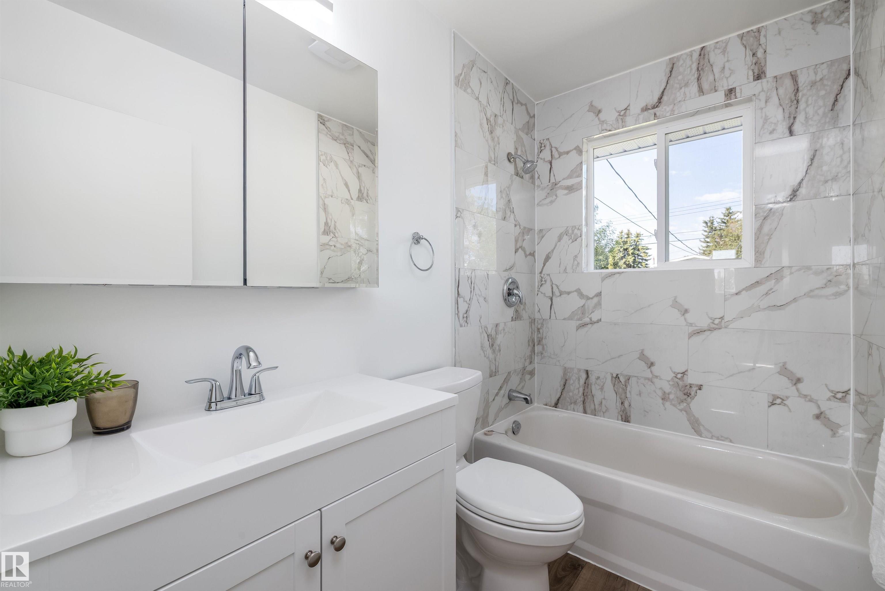 Photo 21 at 13044 78 Street NW, Balwin, Edmonton