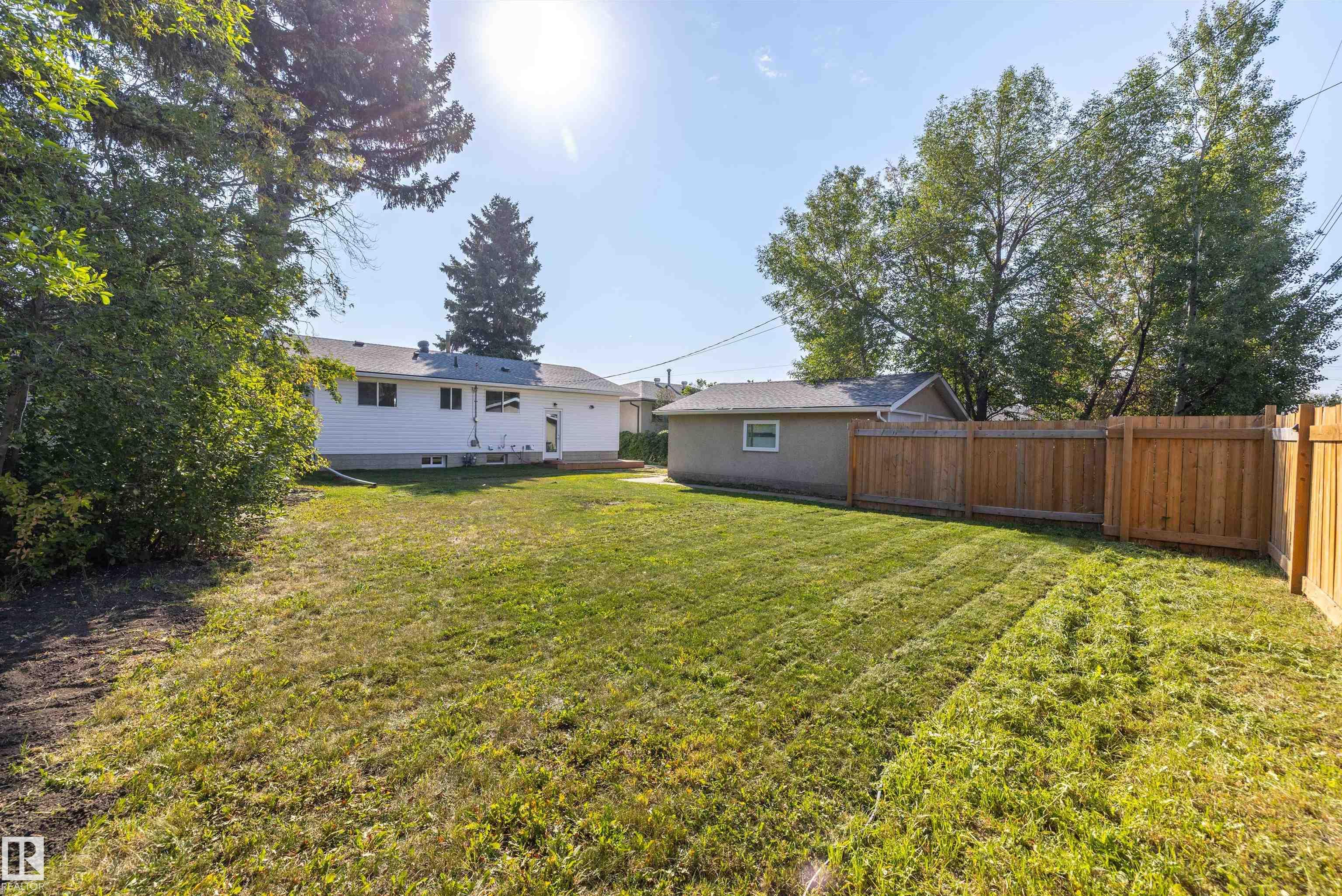 Photo 42 at 13044 78 Street NW, Balwin, Edmonton