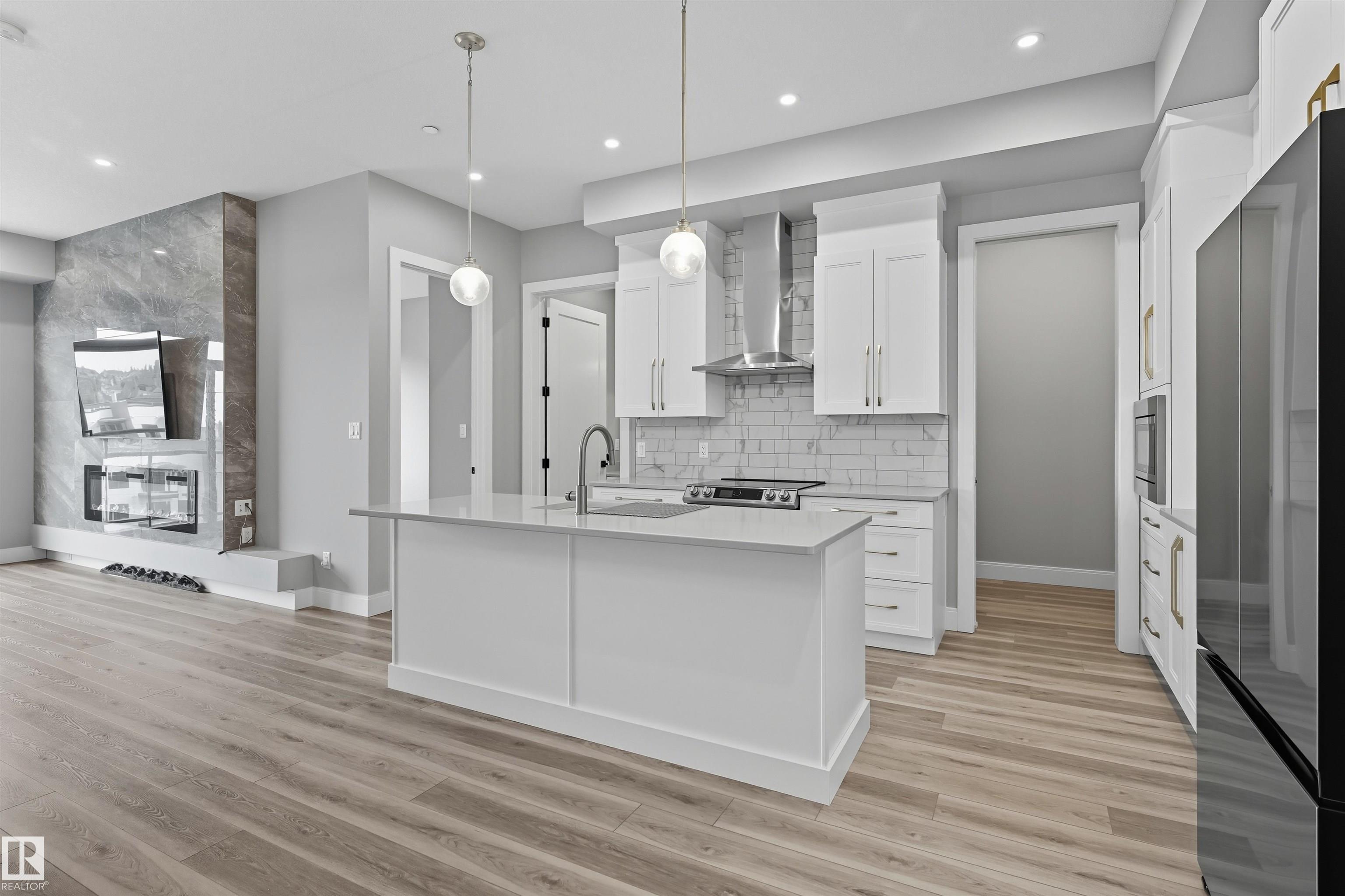 Photo 6 at 619 - 7463 May Common NW, Magrath Heights, Edmonton