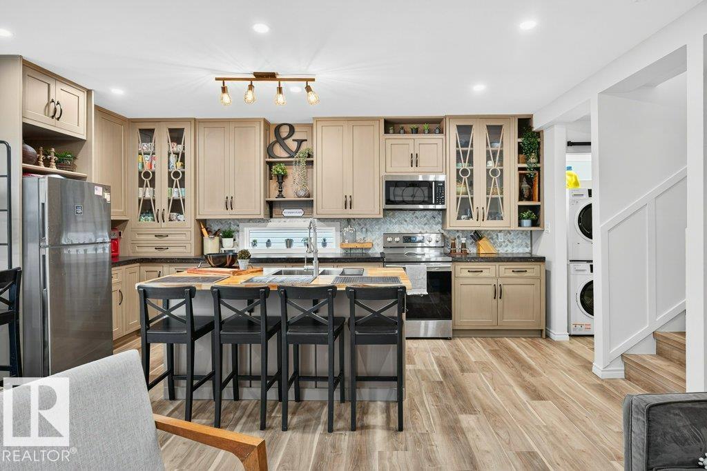 Photo 14 at 9738 81 Avenue NW, Ritchie, Edmonton