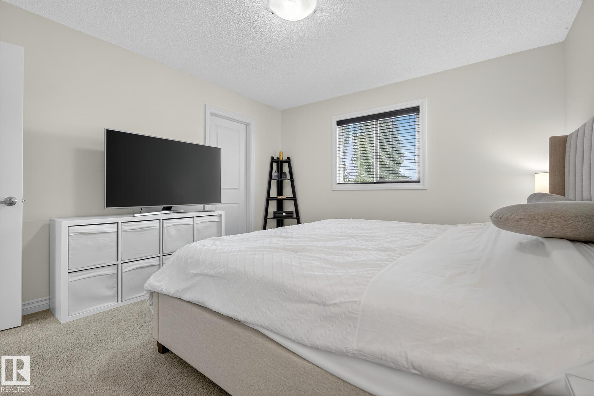 Photo 16 at 1 - 2005 70 Street SW, Summerside, Edmonton