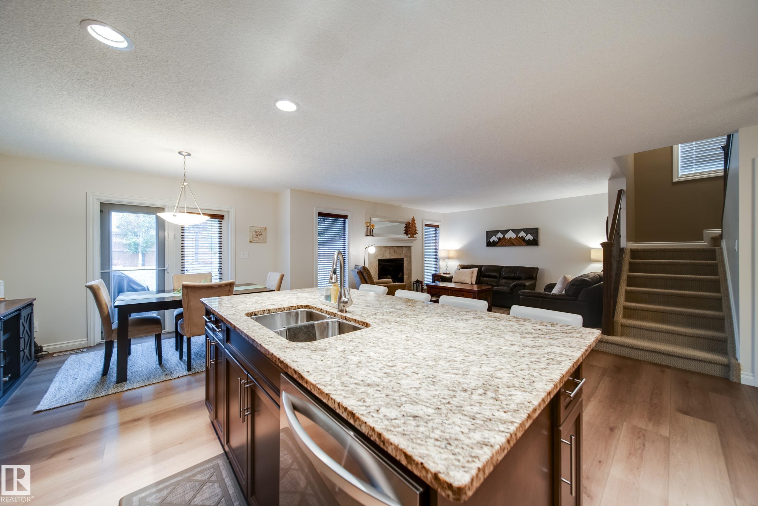 Photo 5 at 15 Norwood Close, North Ridge, St. Albert