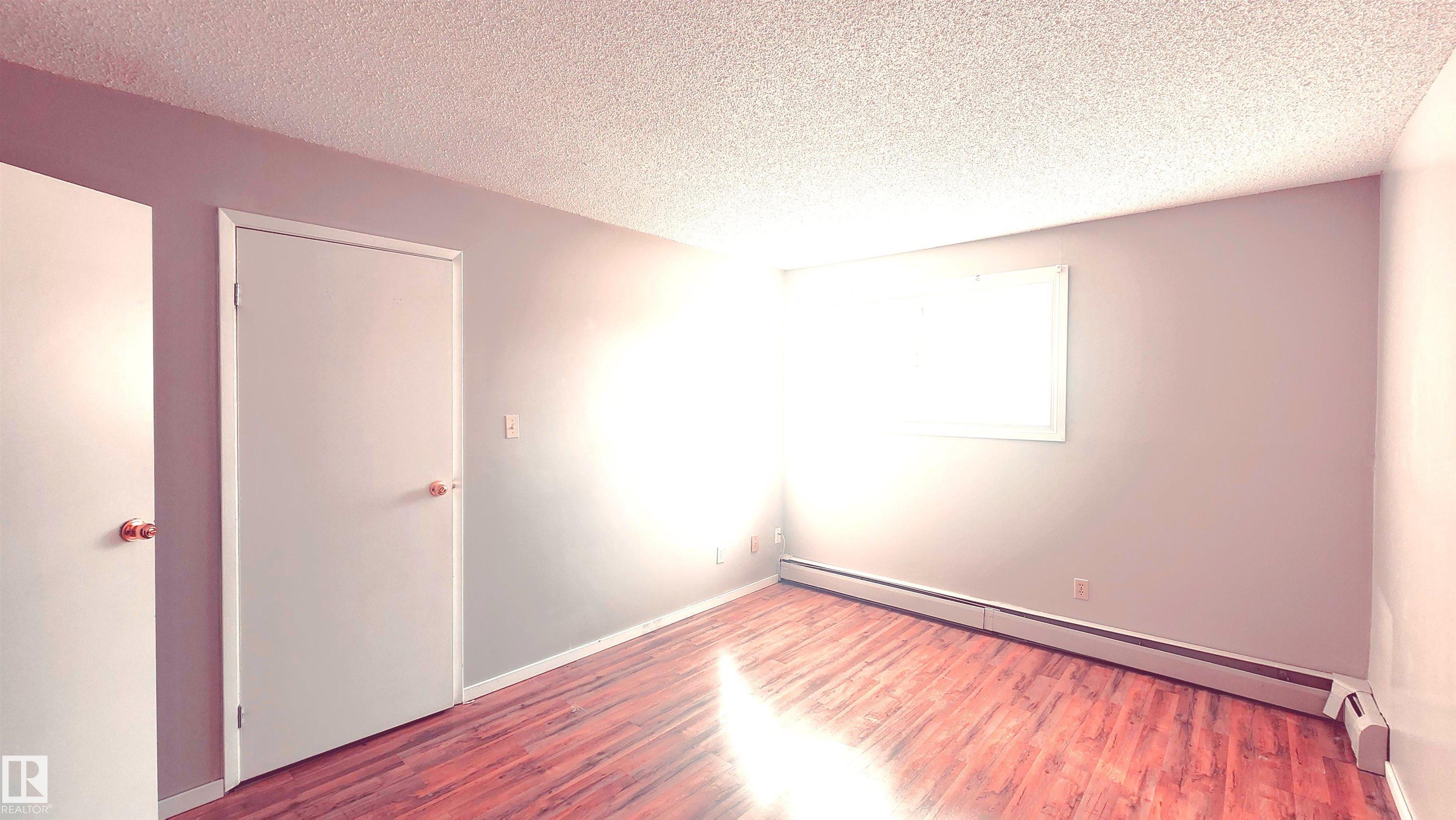 Photo 8 at 2 - 11265 31 Avenue NW, Sweet Grass, Edmonton