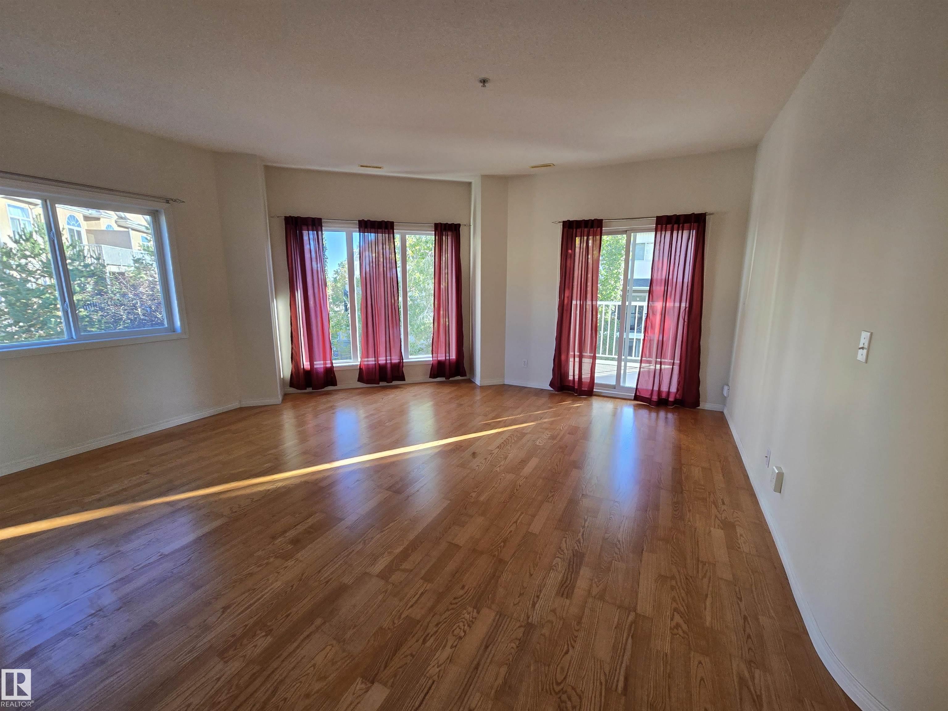 Photo 16 at 322 - 4304 139 Avenue NW, Clareview Town Centre, Edmonton