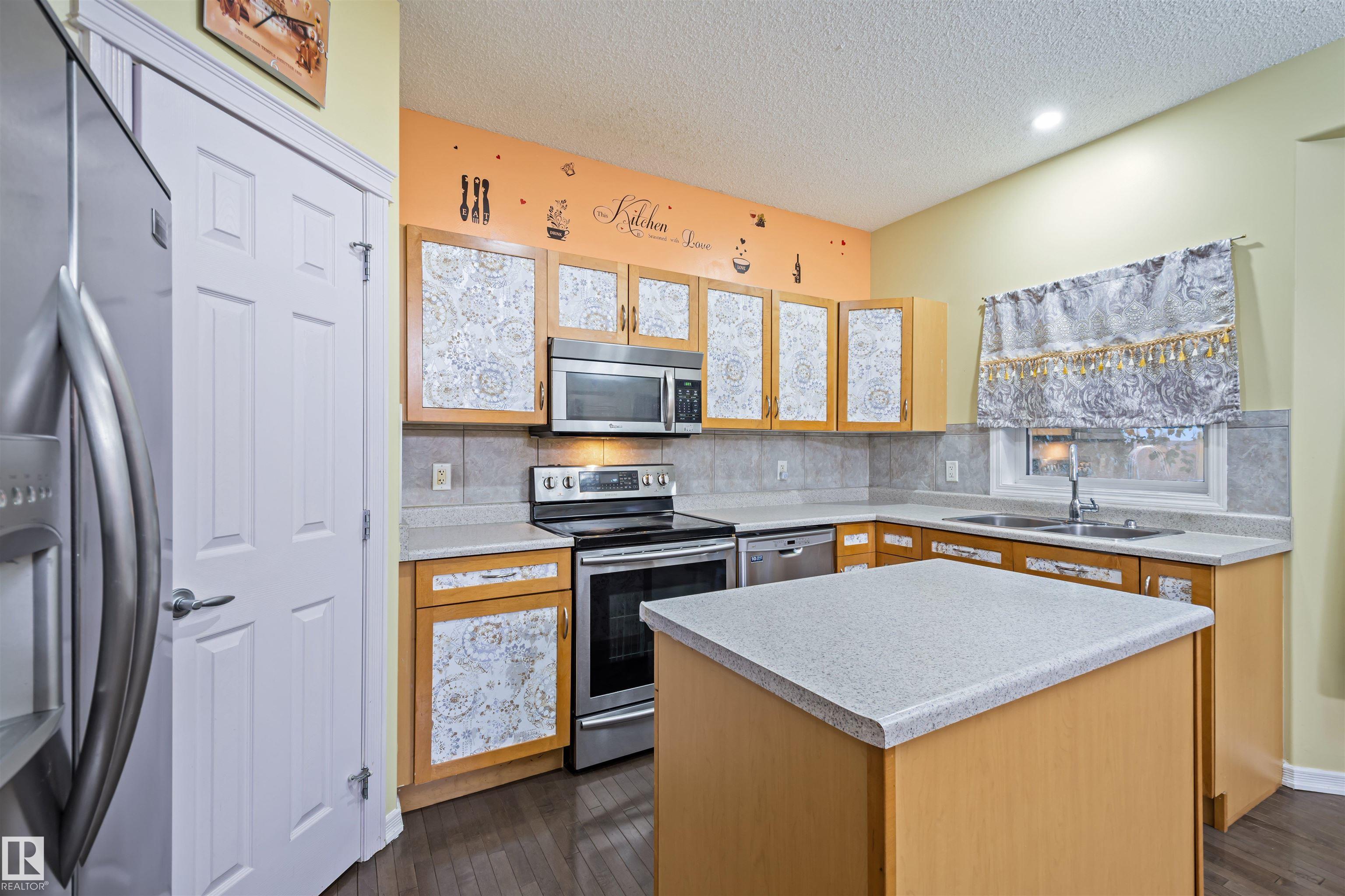 Photo 16 at 3449 28 Street NW, Wild Rose, Edmonton