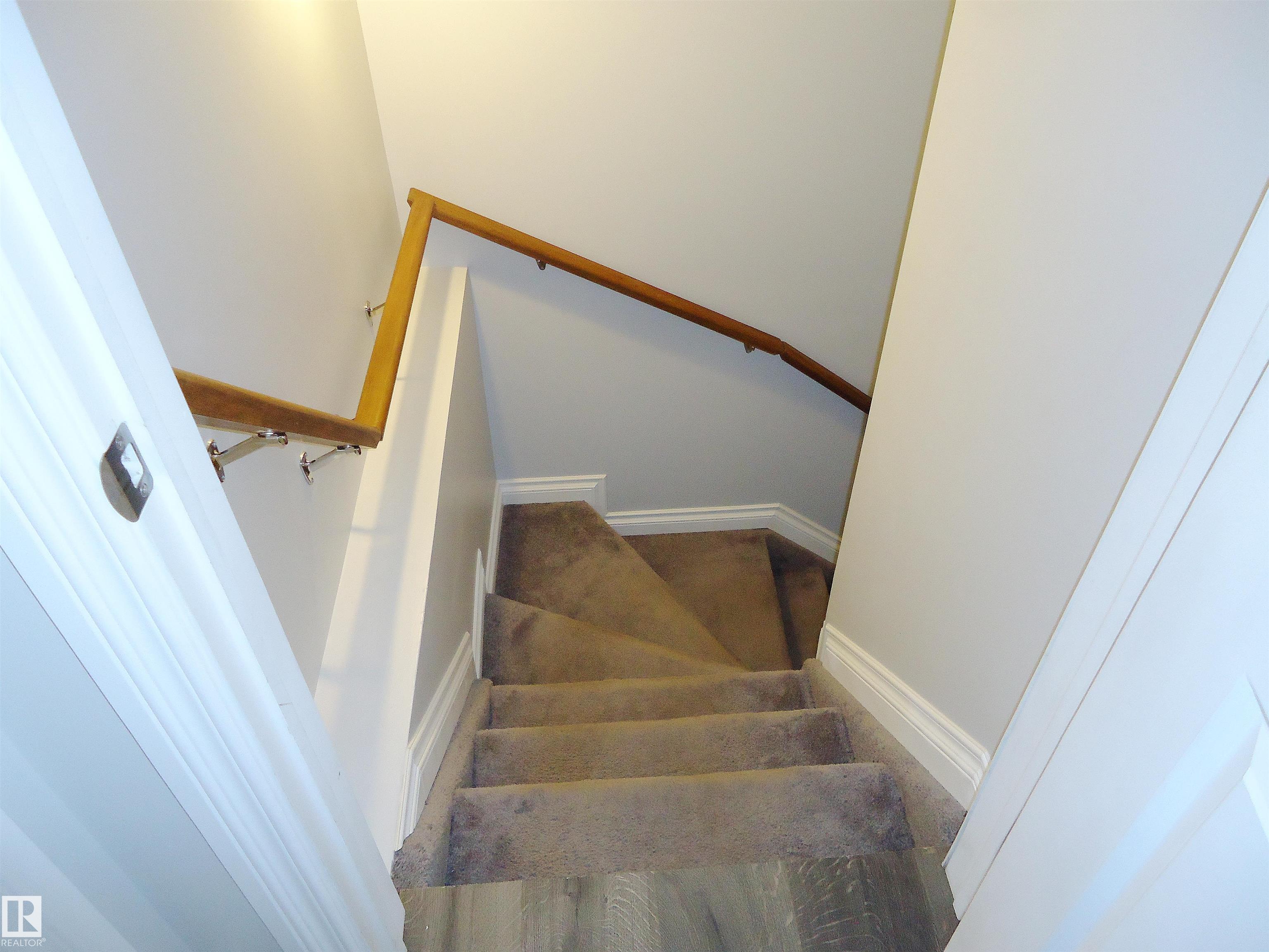 Photo 23 at 37 Roseberry Lane, South Fort, Fort Saskatchewan
