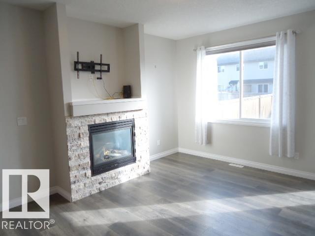 Photo 5 at 37 Roseberry Lane, South Fort, Fort Saskatchewan