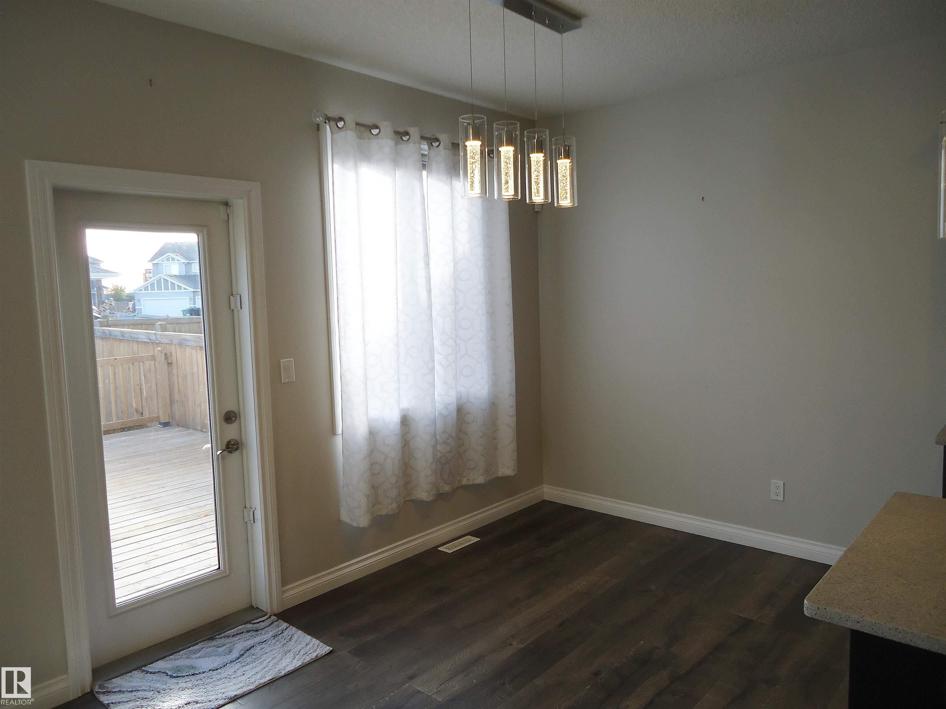 Photo 9 at 37 Roseberry Lane, South Fort, Fort Saskatchewan