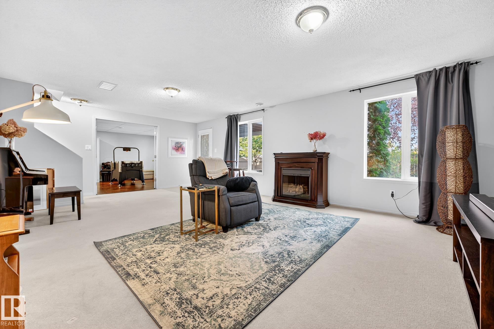 Photo 27 at 104 Chancery, Charlton Heights, Sherwood Park