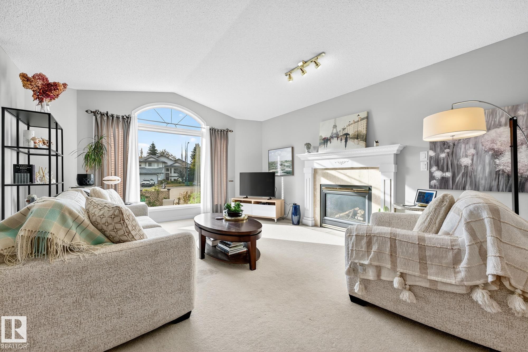 Photo 4 at 104 Chancery, Charlton Heights, Sherwood Park