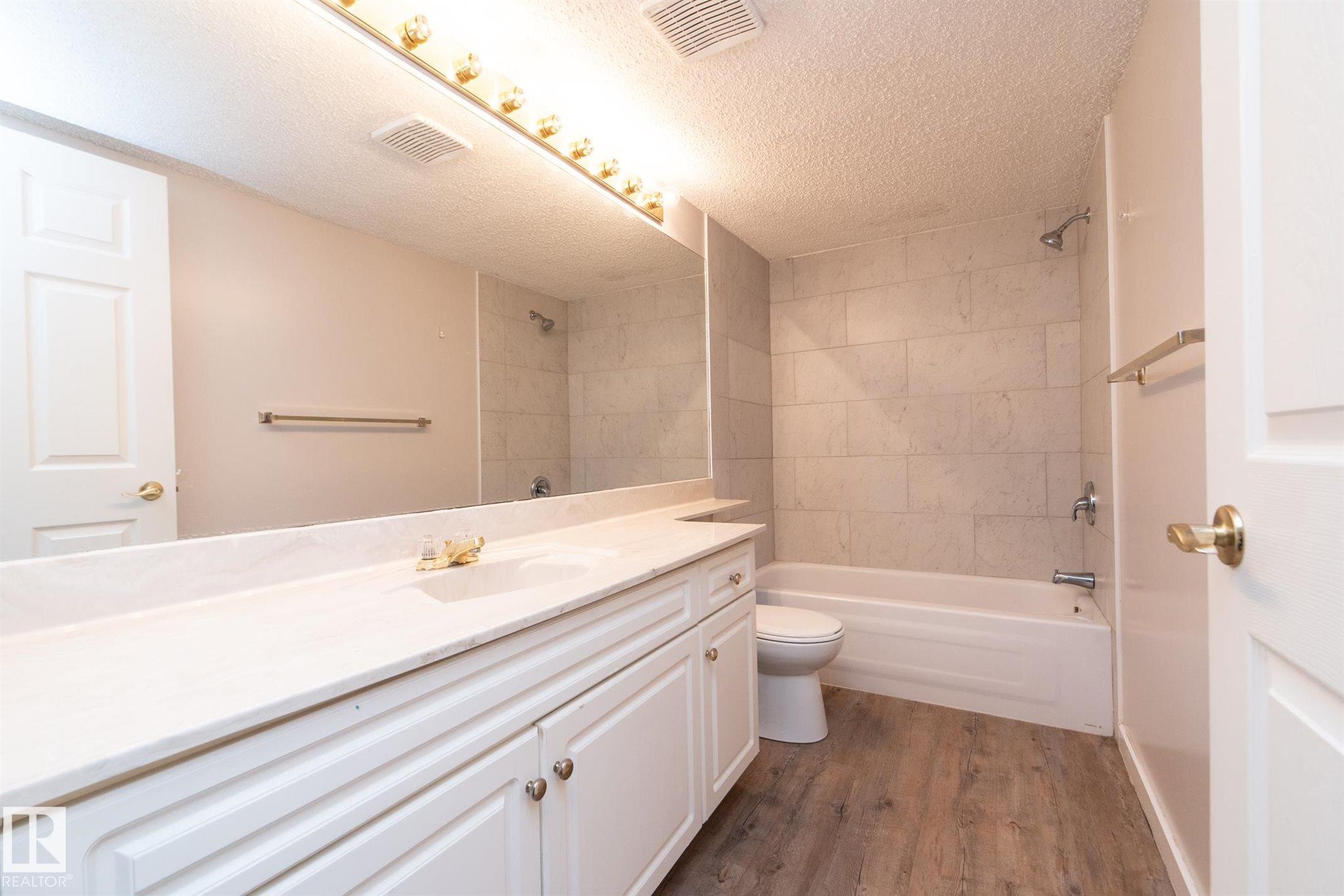 Photo 23 at 112 - 11716 100 Avenue NW, Wîhkwêntôwin, Edmonton