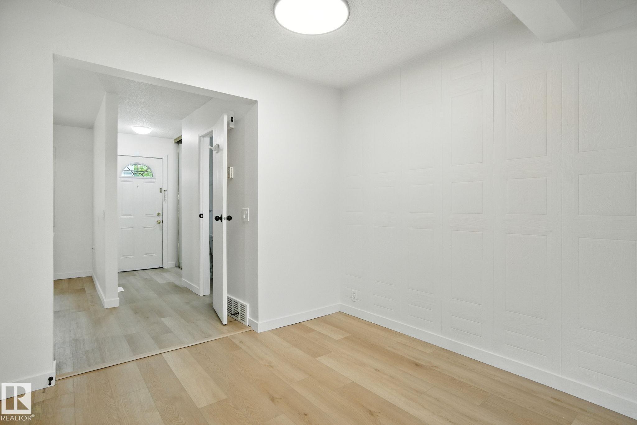 Photo 11 at 5412 146 Avenue NW, Casselman, Edmonton