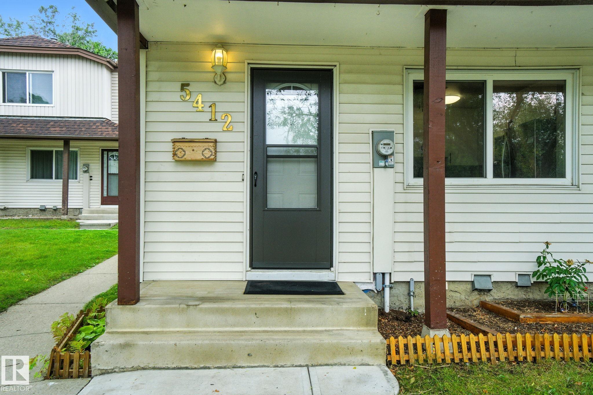 Photo 5 at 5412 146 Avenue NW, Casselman, Edmonton