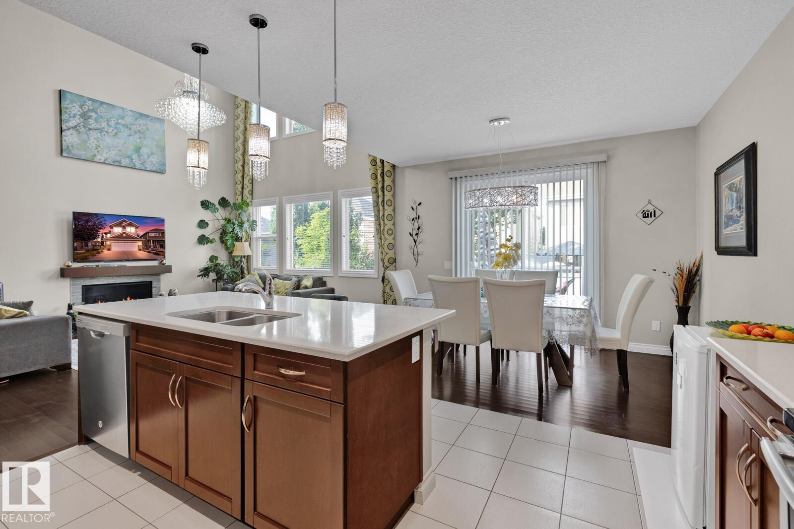 Photo 13 at 8928 23 Avenue SW, Summerside, Edmonton
