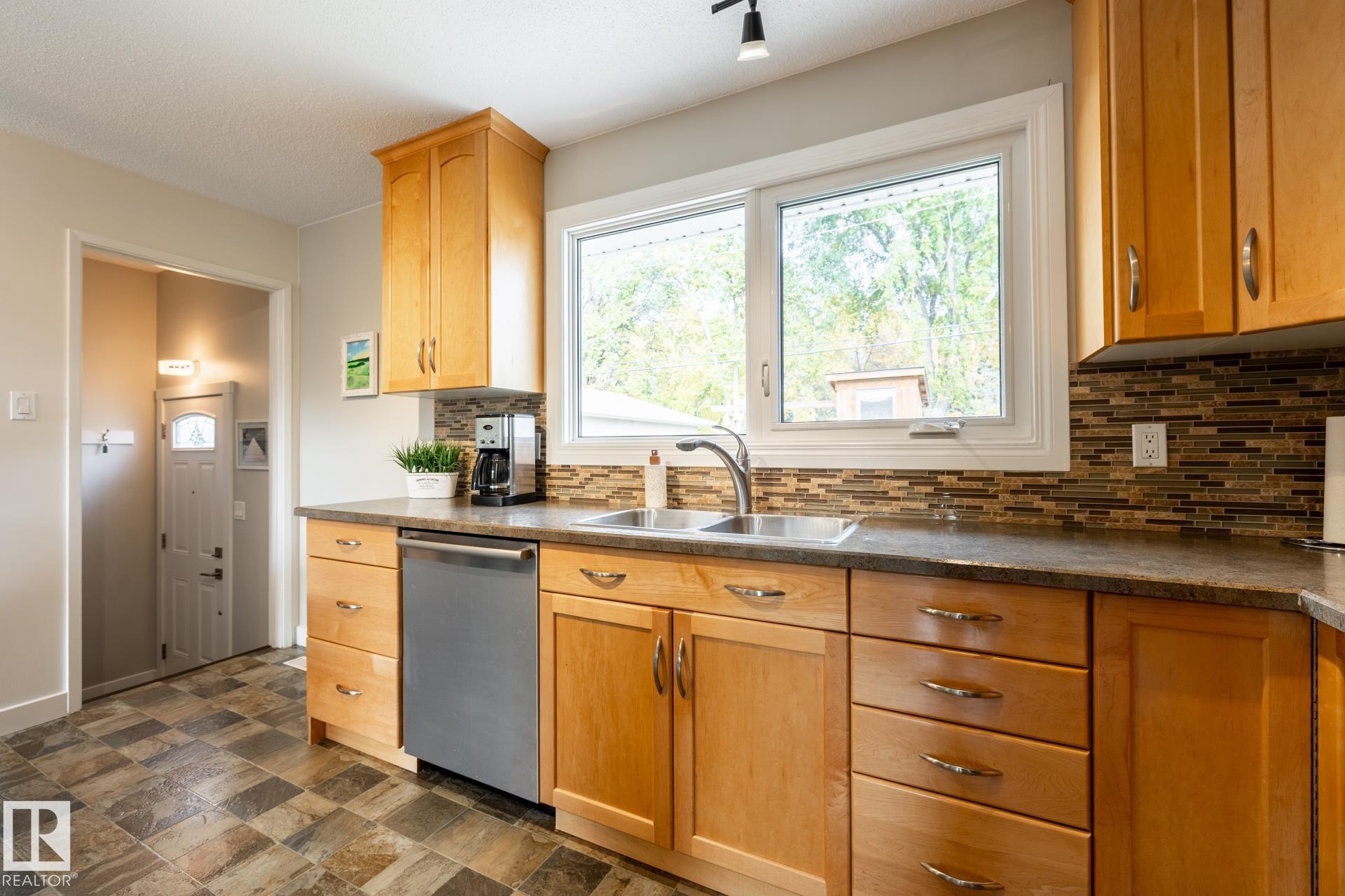 Photo 15 at 50 Springfield Crescent, Sturgeon Heights, St. Albert