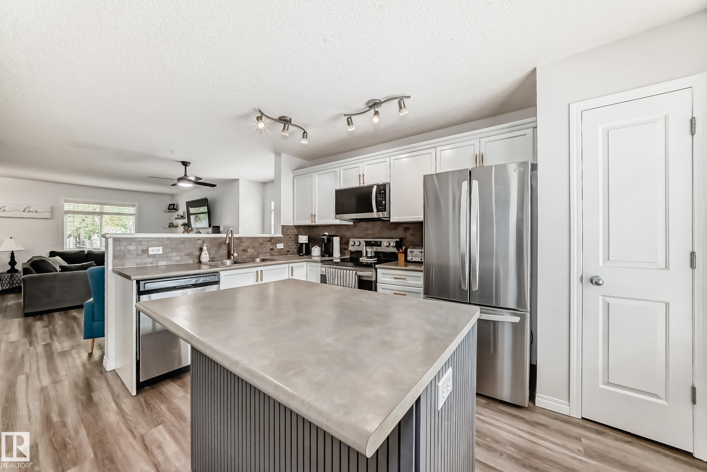 Photo 12 at 186 - 1804 70 Street SW, Summerside, Edmonton