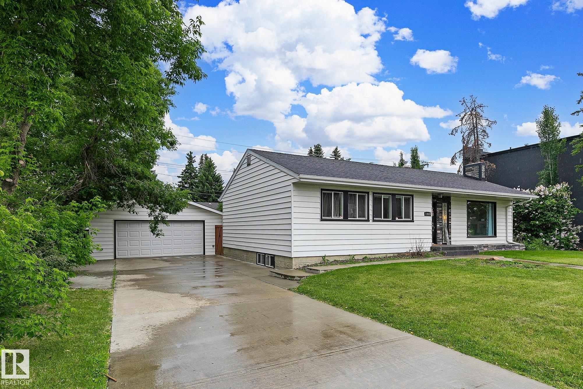 13919 102 Avenue NW, Glenora, Edmonton 