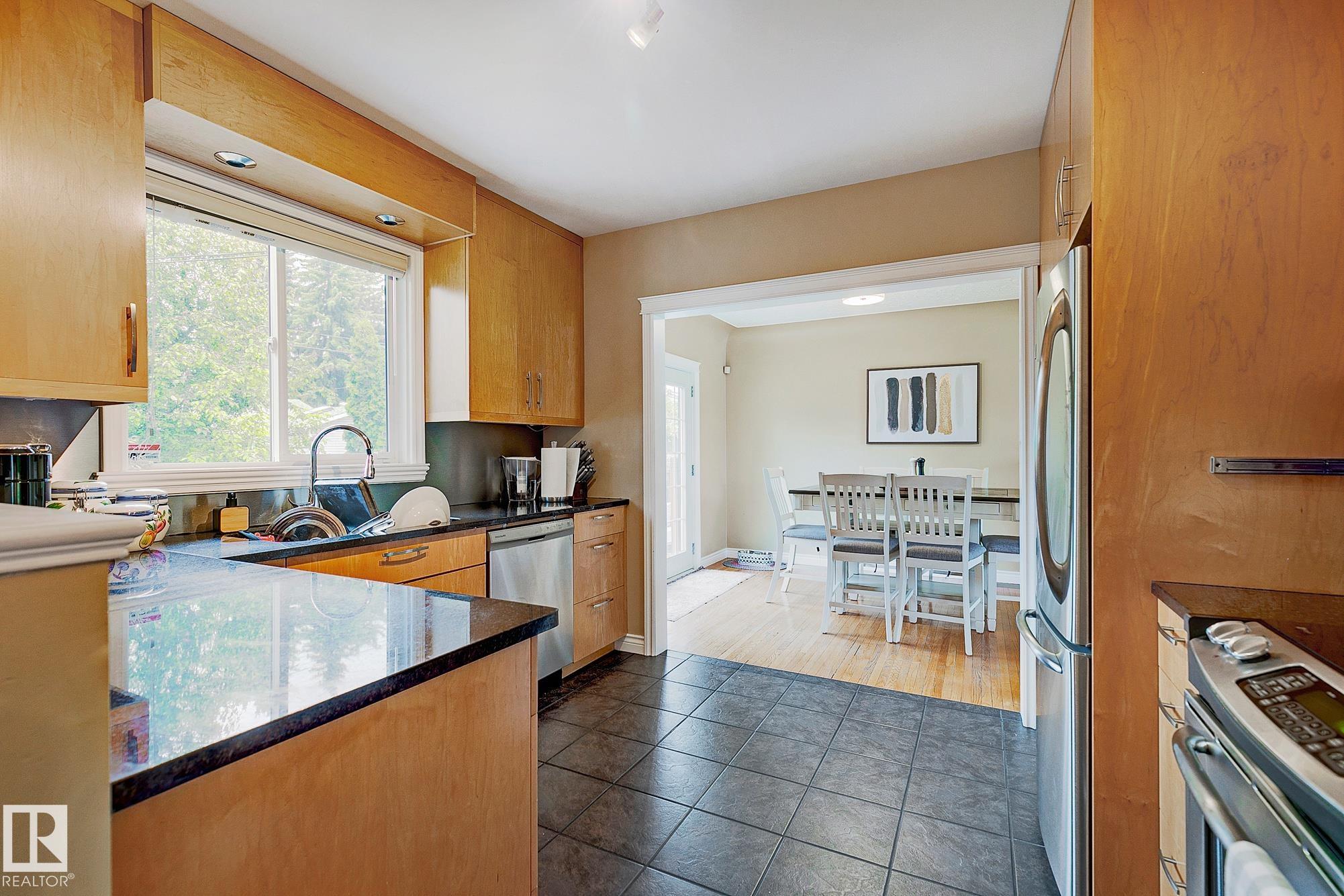 Photo 15 at 13919 102 Avenue NW, Glenora, Edmonton